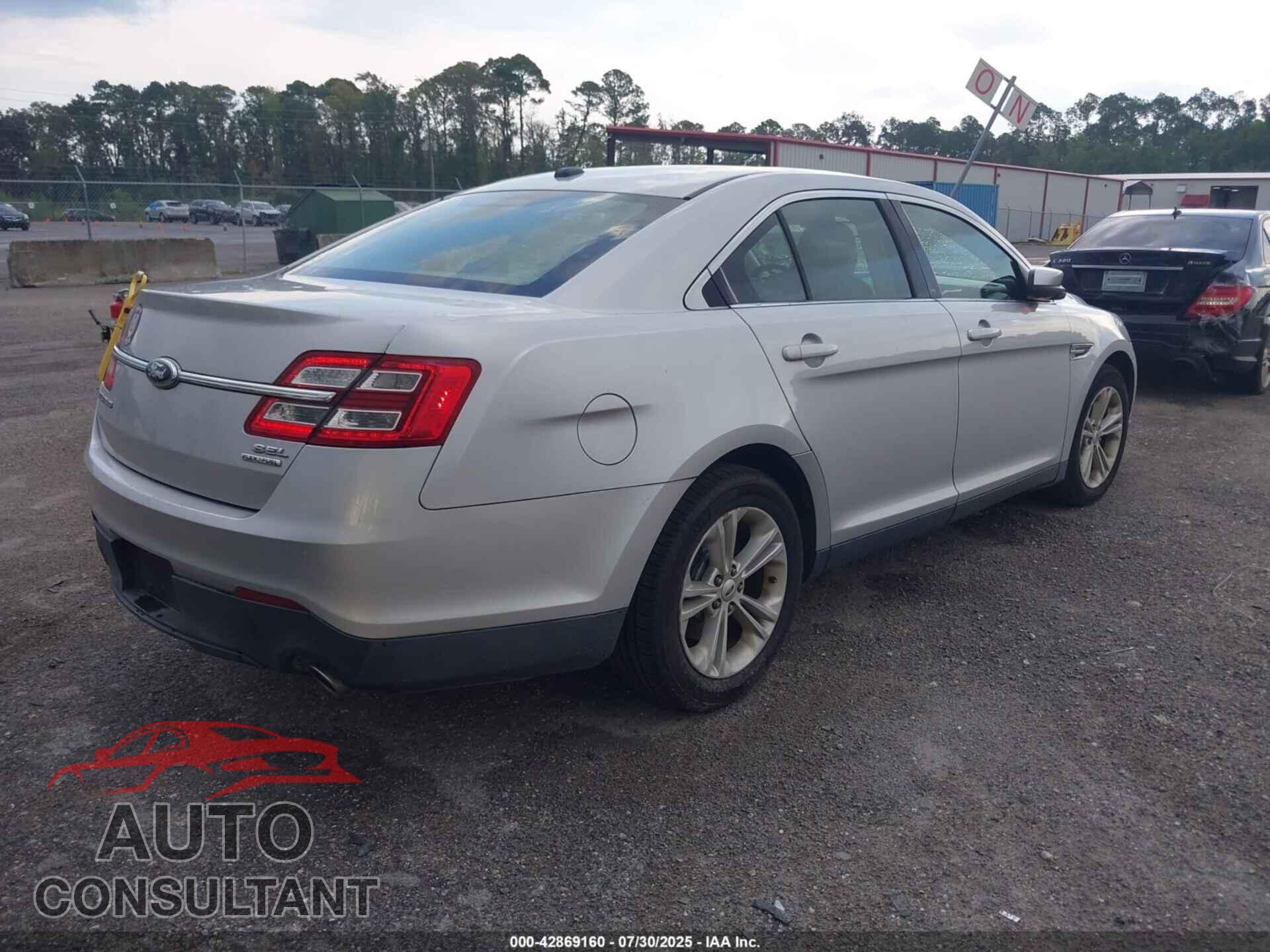 FORD TAURUS 2013 - 1FAHP2E80DG234909