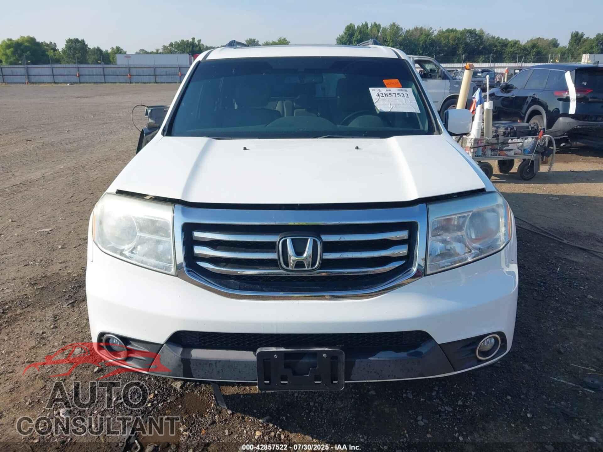 HONDA PILOT 2013 - 5FNYF3H64DB042979