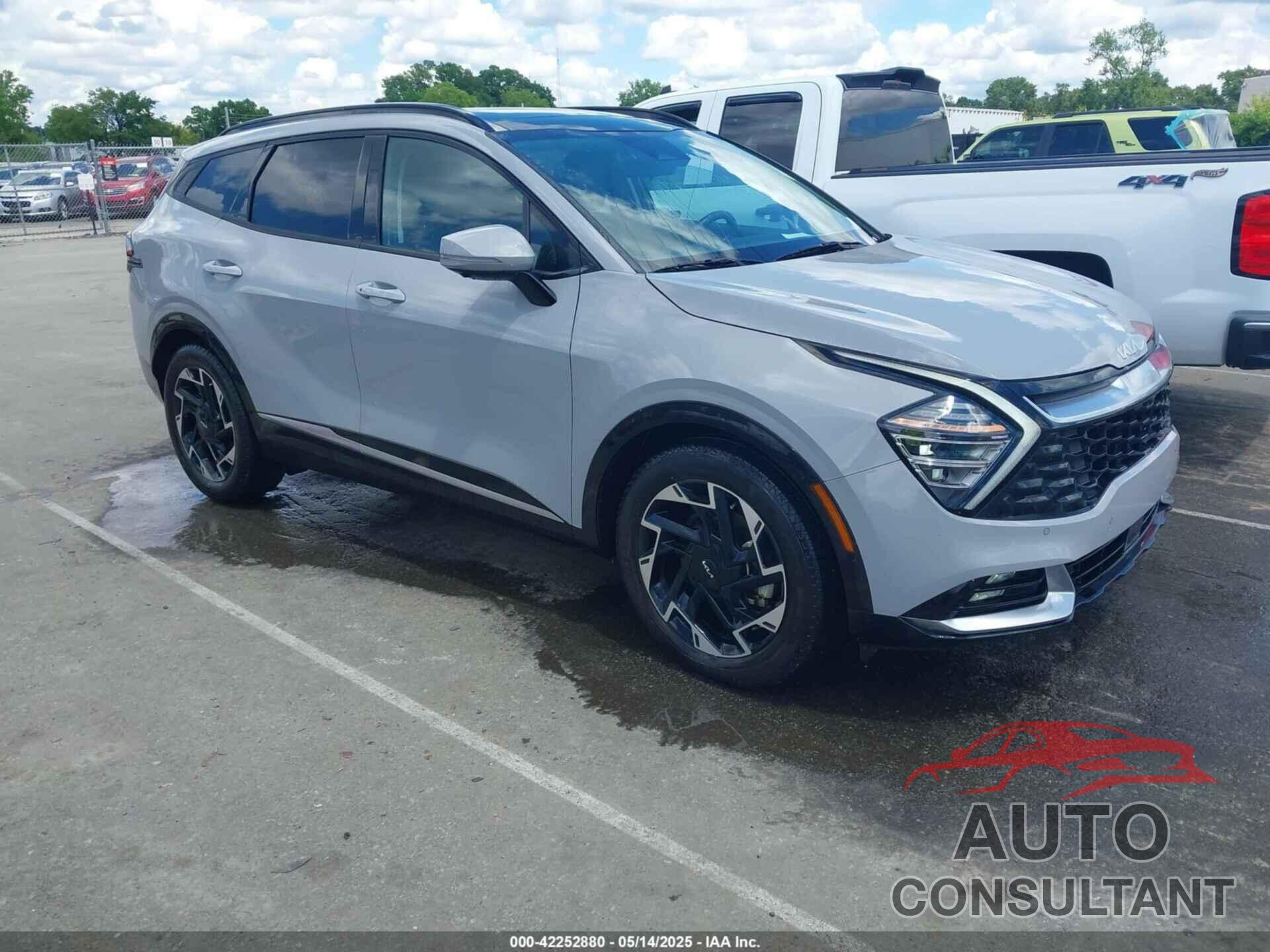 KIA SPORTAGE 2023 - 5XYK53AF3PG010279