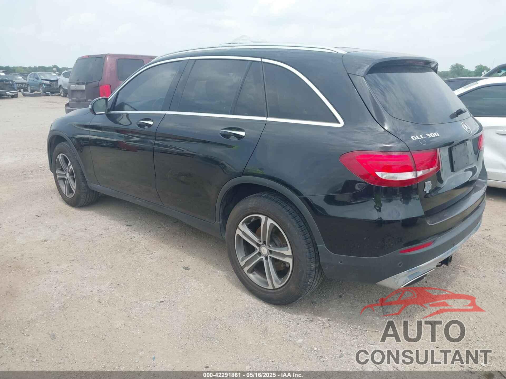 MERCEDES-BENZ GLC 300 2016 - WDC0G4KB9GF054447