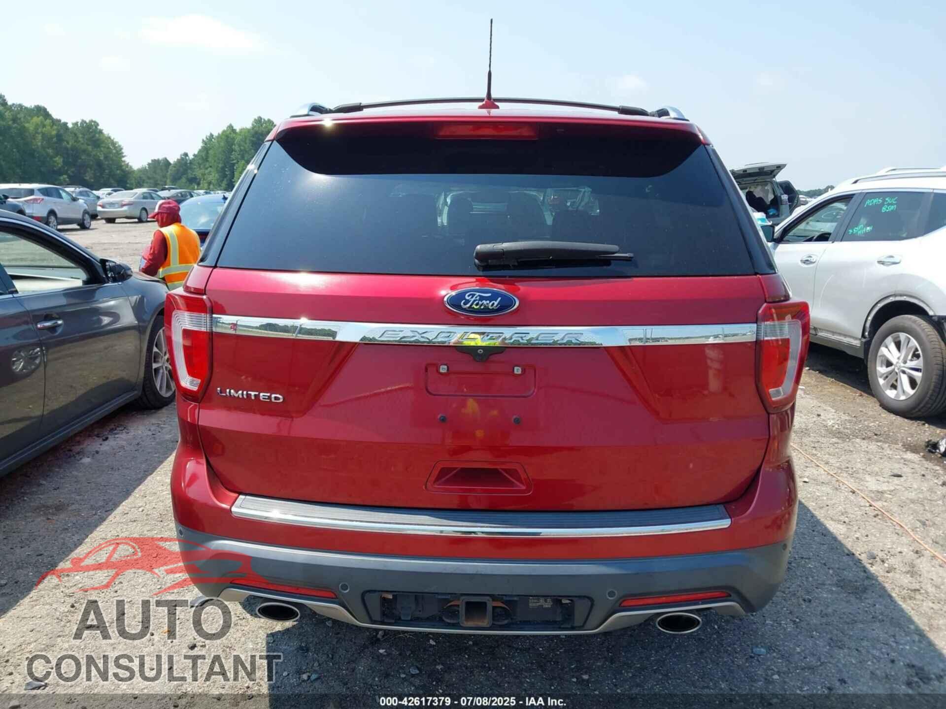 FORD EXPLORER 2018 - 1FM5K7F8XJGB15294