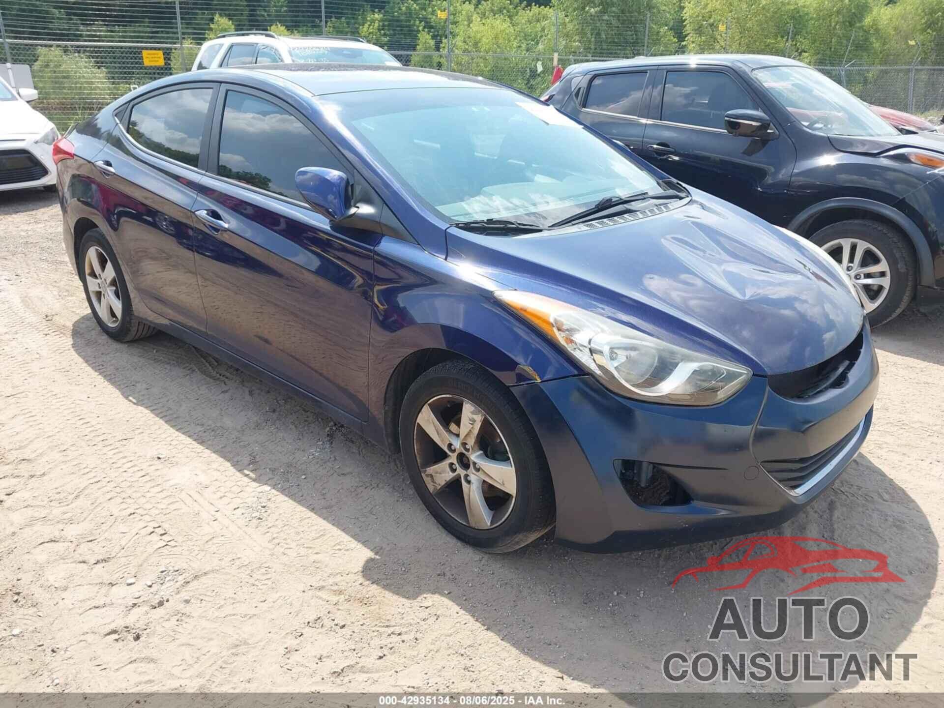 HYUNDAI ELANTRA 2013 - 5NPDH4AE6DH366372