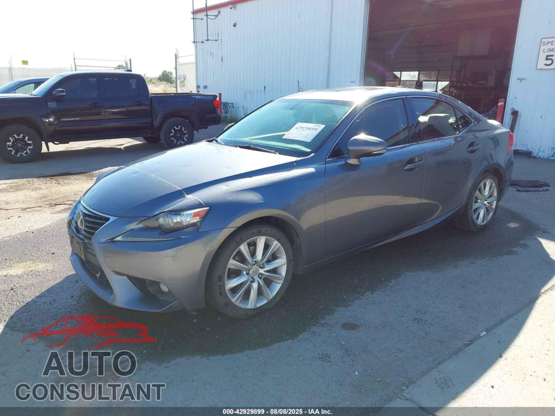 LEXUS IS 250 2015 - JTHCF1D29F5017564