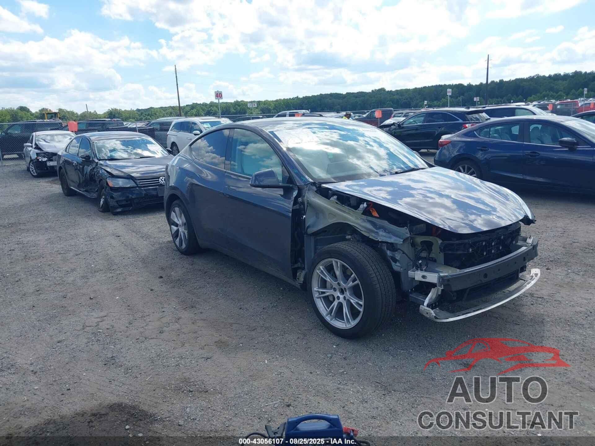 TESLA MODEL Y 2023 - 7SAYGDED7PF958066