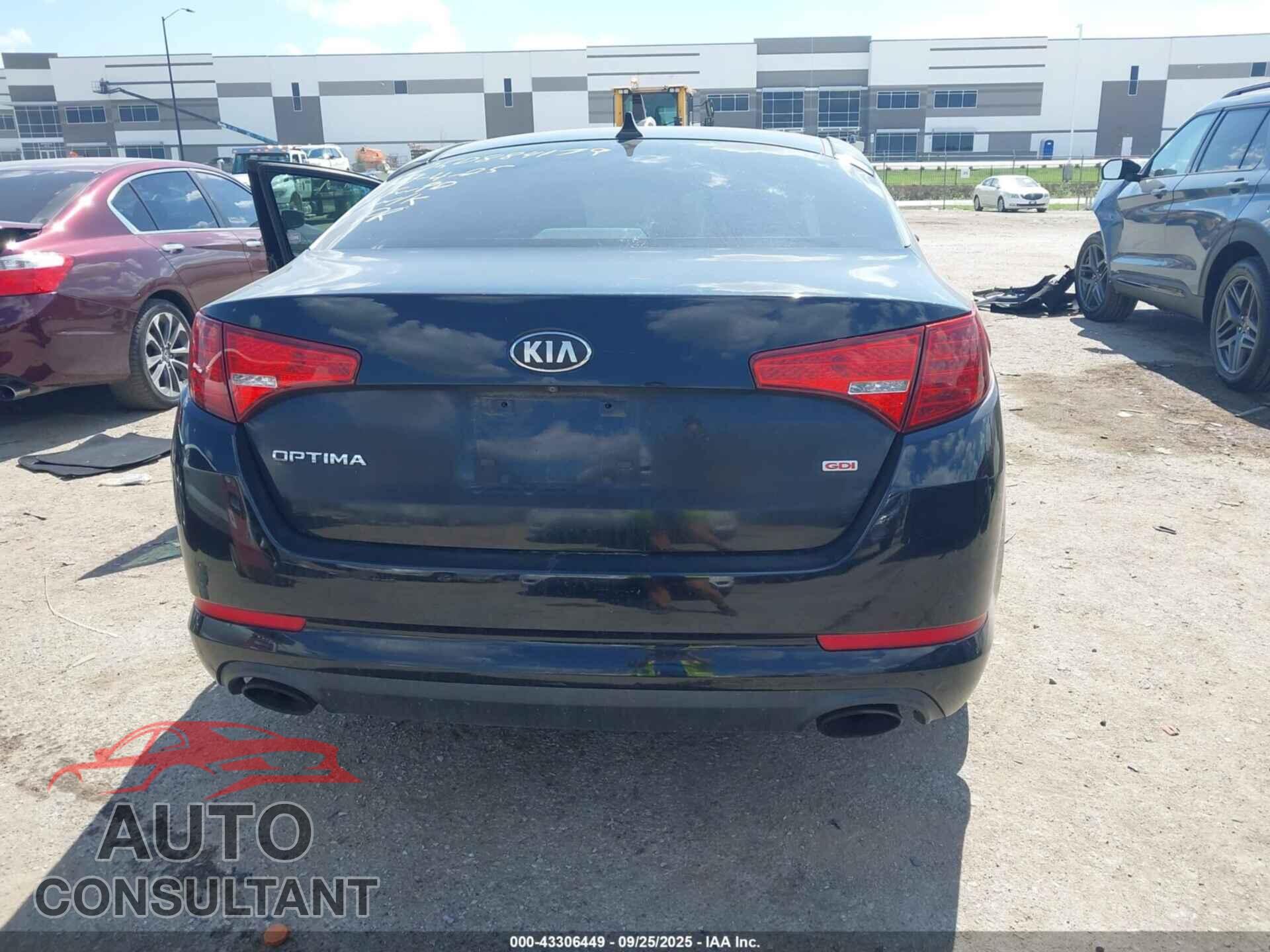 KIA OPTIMA 2013 - KNAGM4A71D5329012