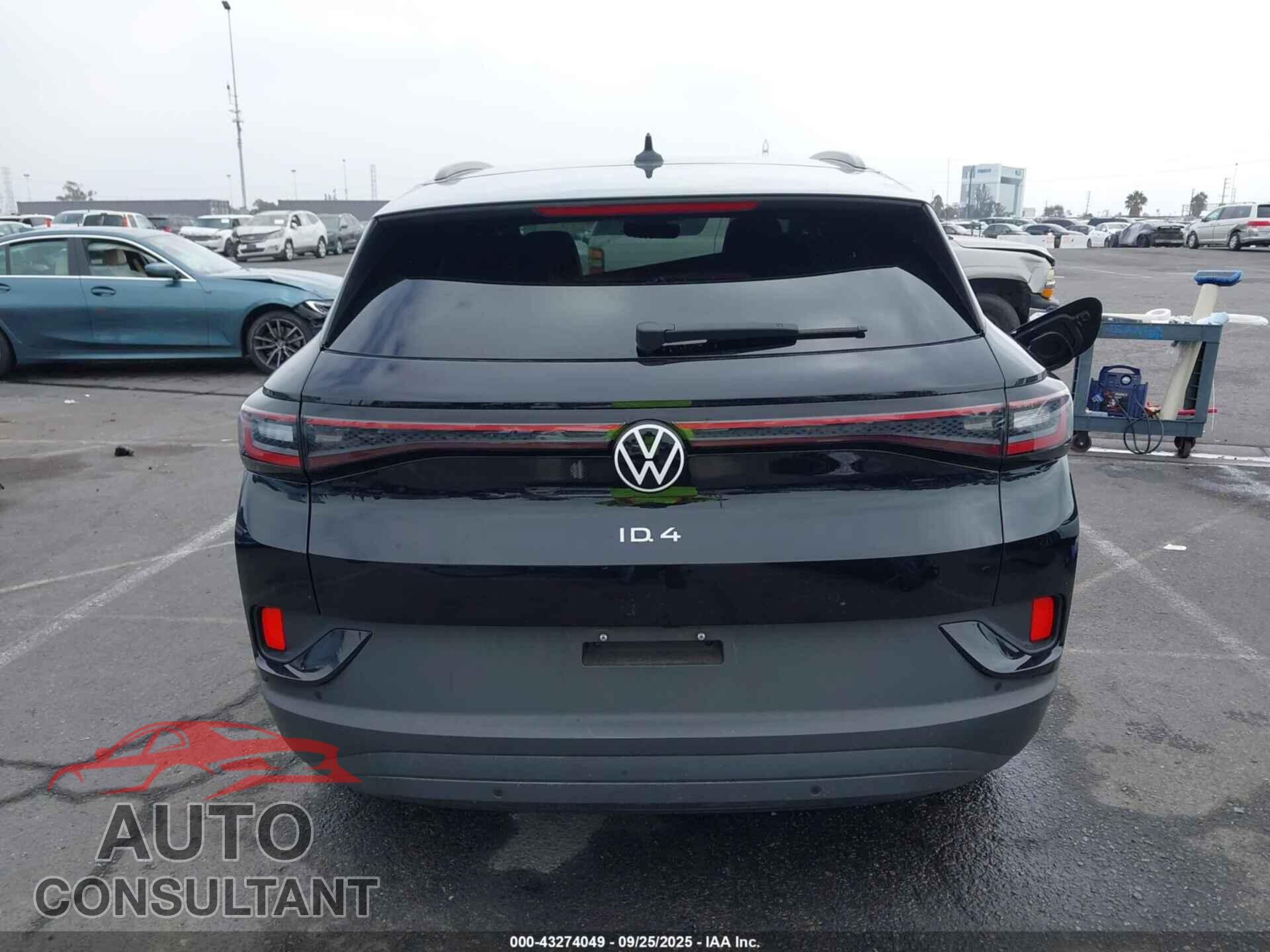 VOLKSWAGEN ID.4 2023 - 1V2CMPE83PC031808