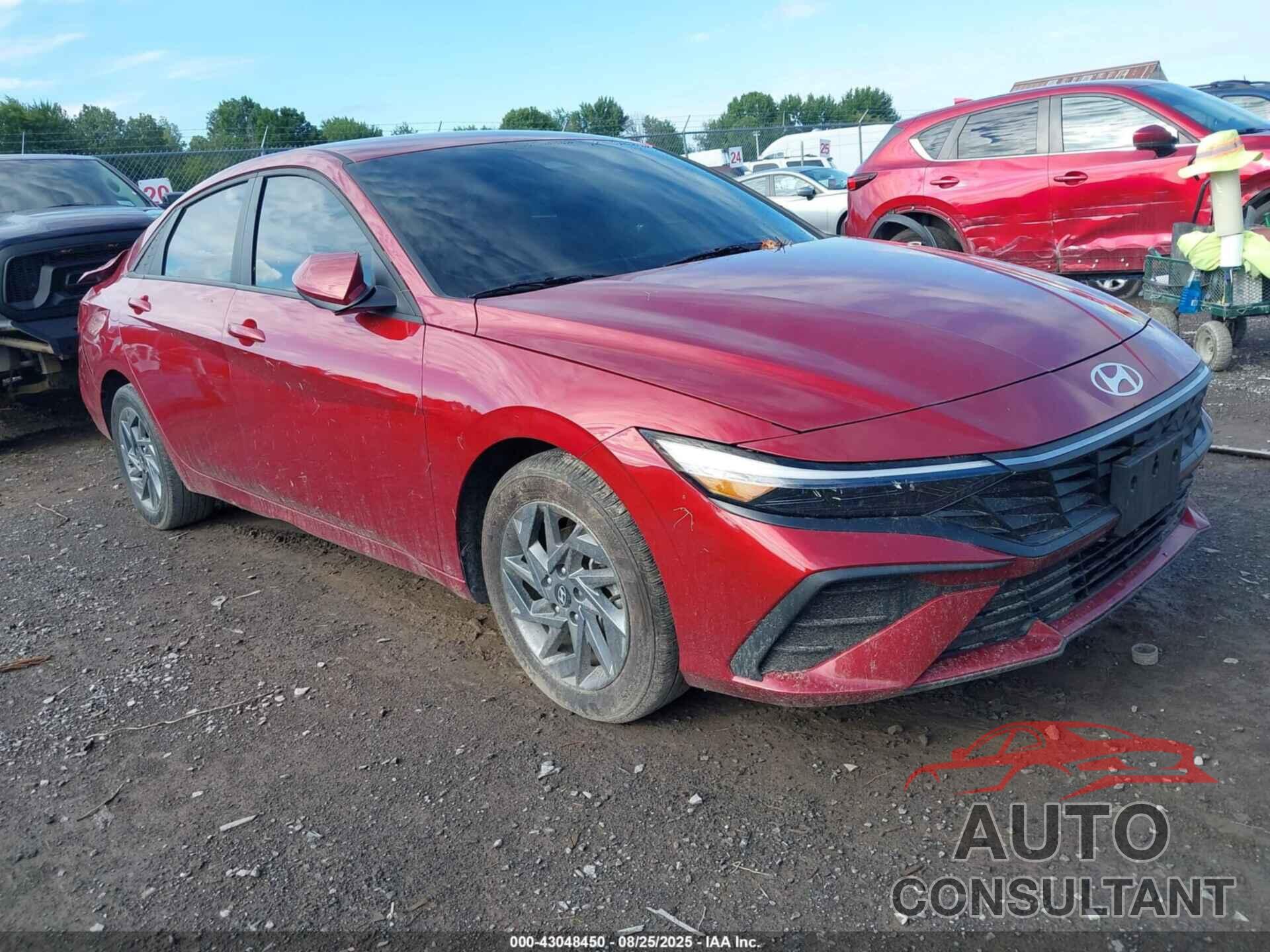 HYUNDAI ELANTRA 2024 - KMHLM4DG3RU703786
