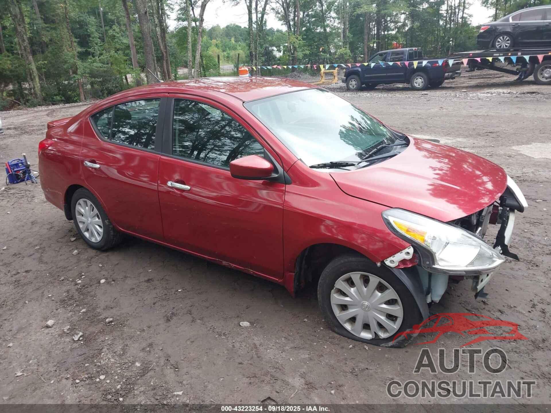 NISSAN VERSA 2018 - 3N1CN7AP8JL820174