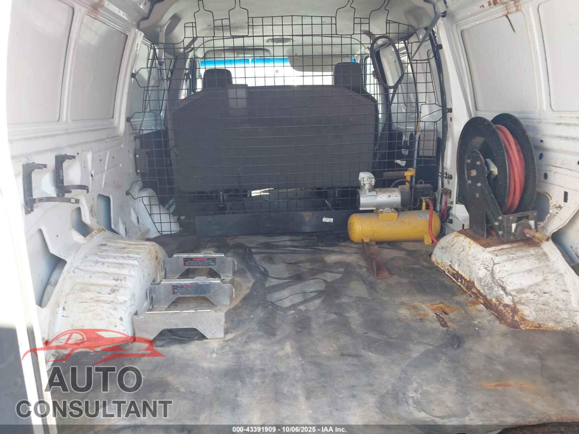 FORD E-150 2014 - 1FTNE1EL7EDA59384