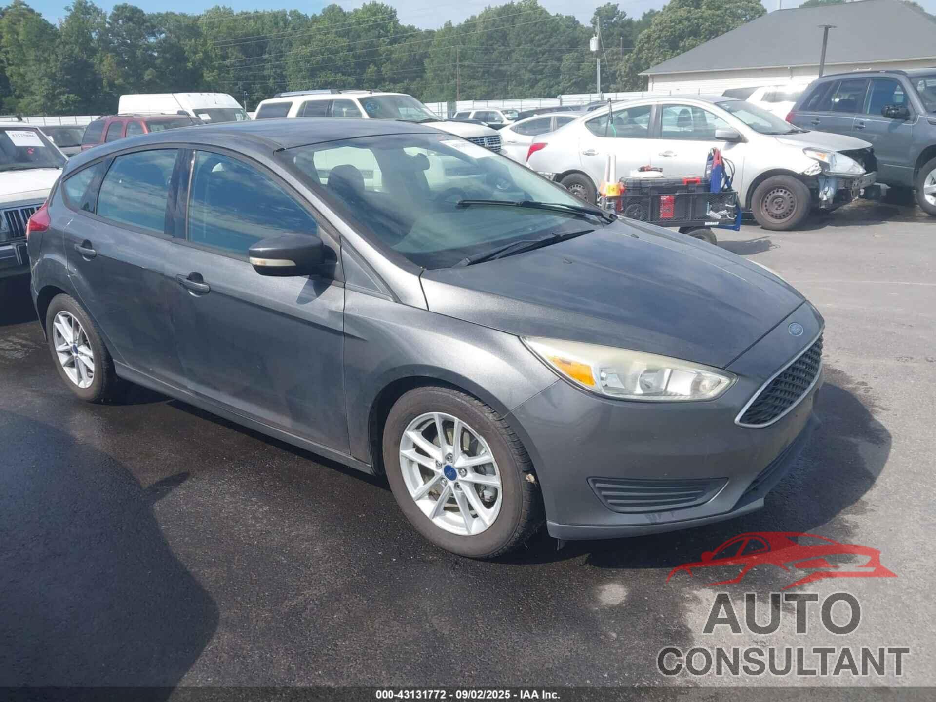 FORD FOCUS 2015 - 1FADP3K22FL208973