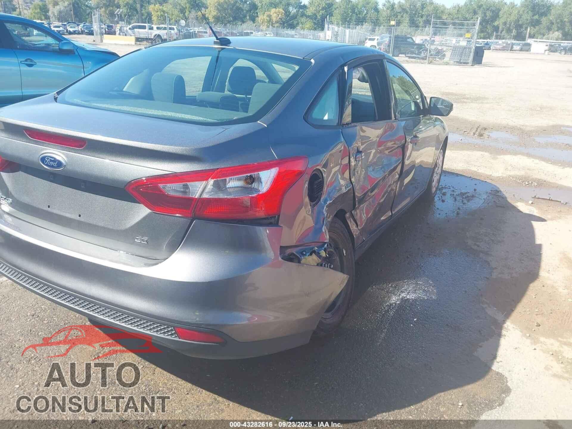 FORD FOCUS 2012 - 1FAHP3F29CL355976