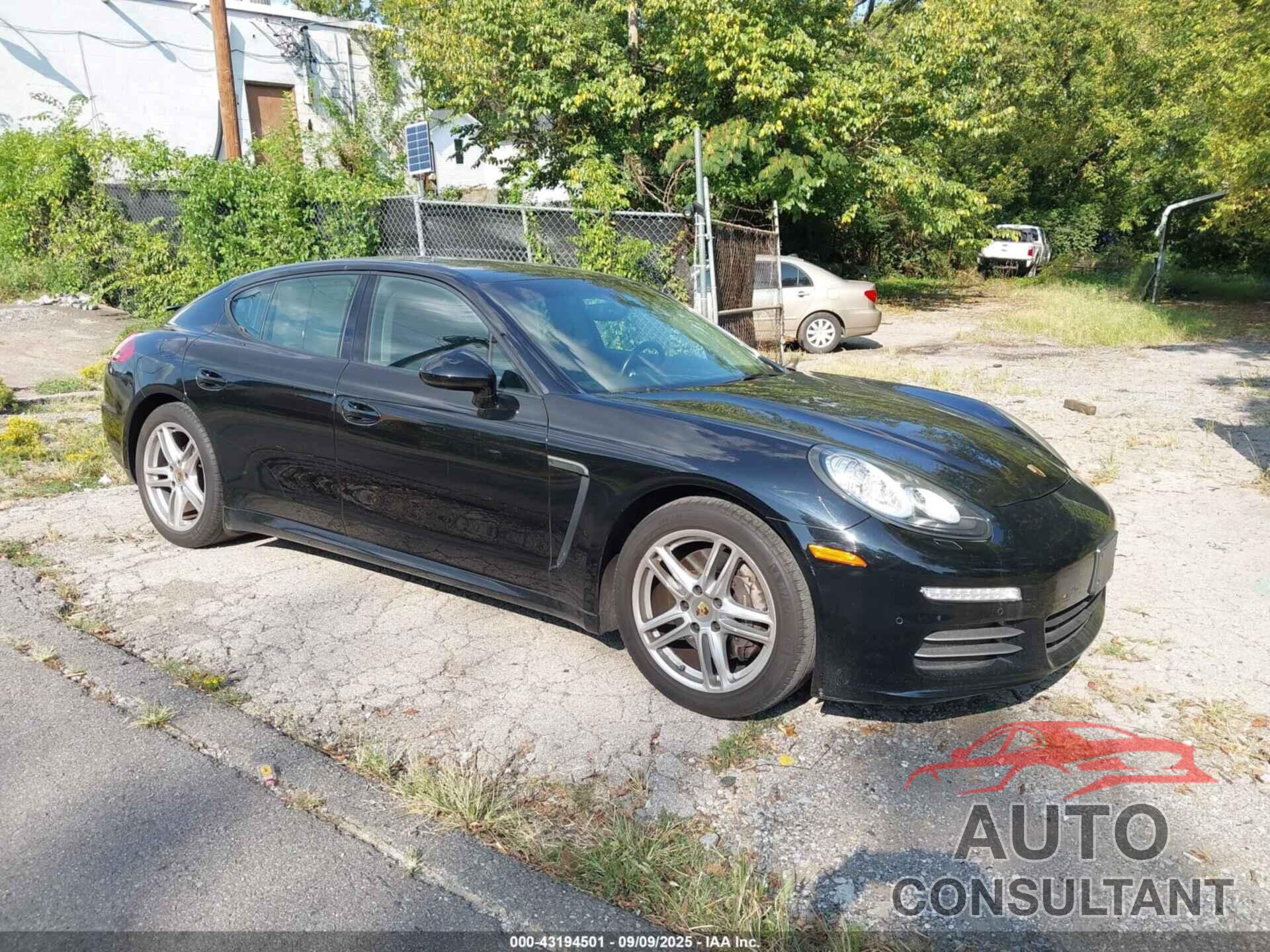PORSCHE PANAMERA 2015 - WP0AA2A76FL001184