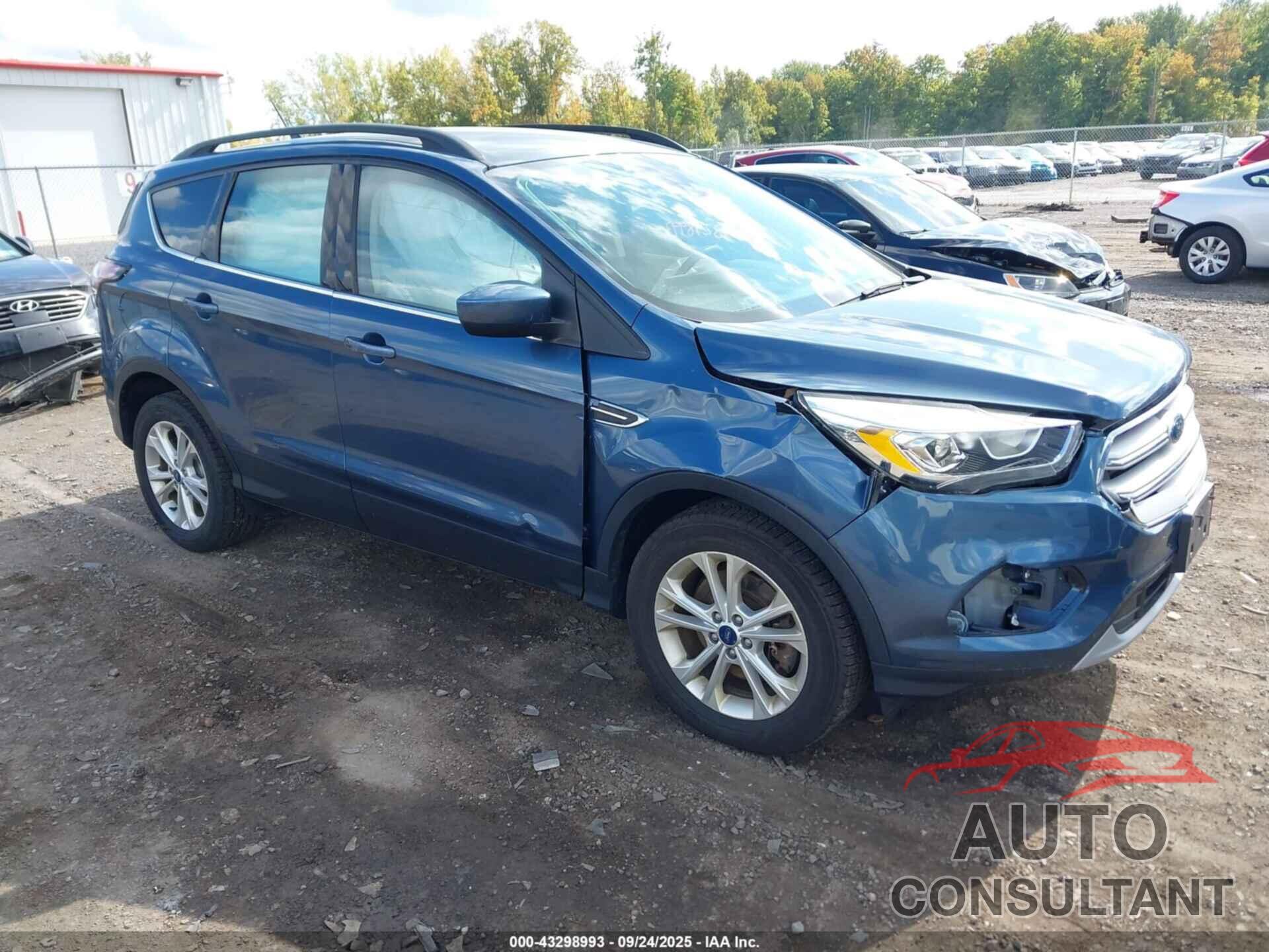 FORD ESCAPE 2018 - 1FMCU9HD1JUA51137