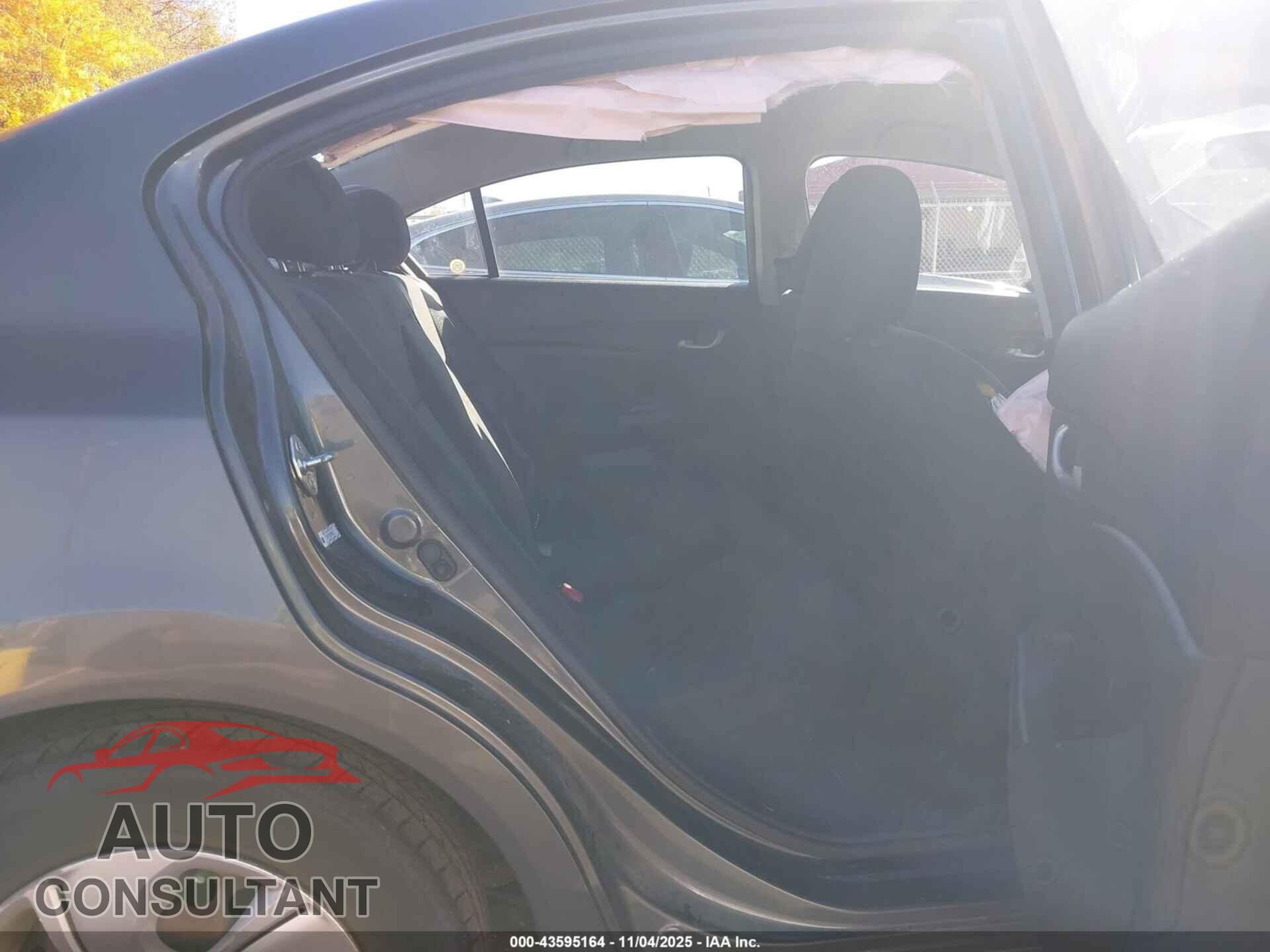 HONDA CIVIC 2013 - 2HGFB2F52DH546000