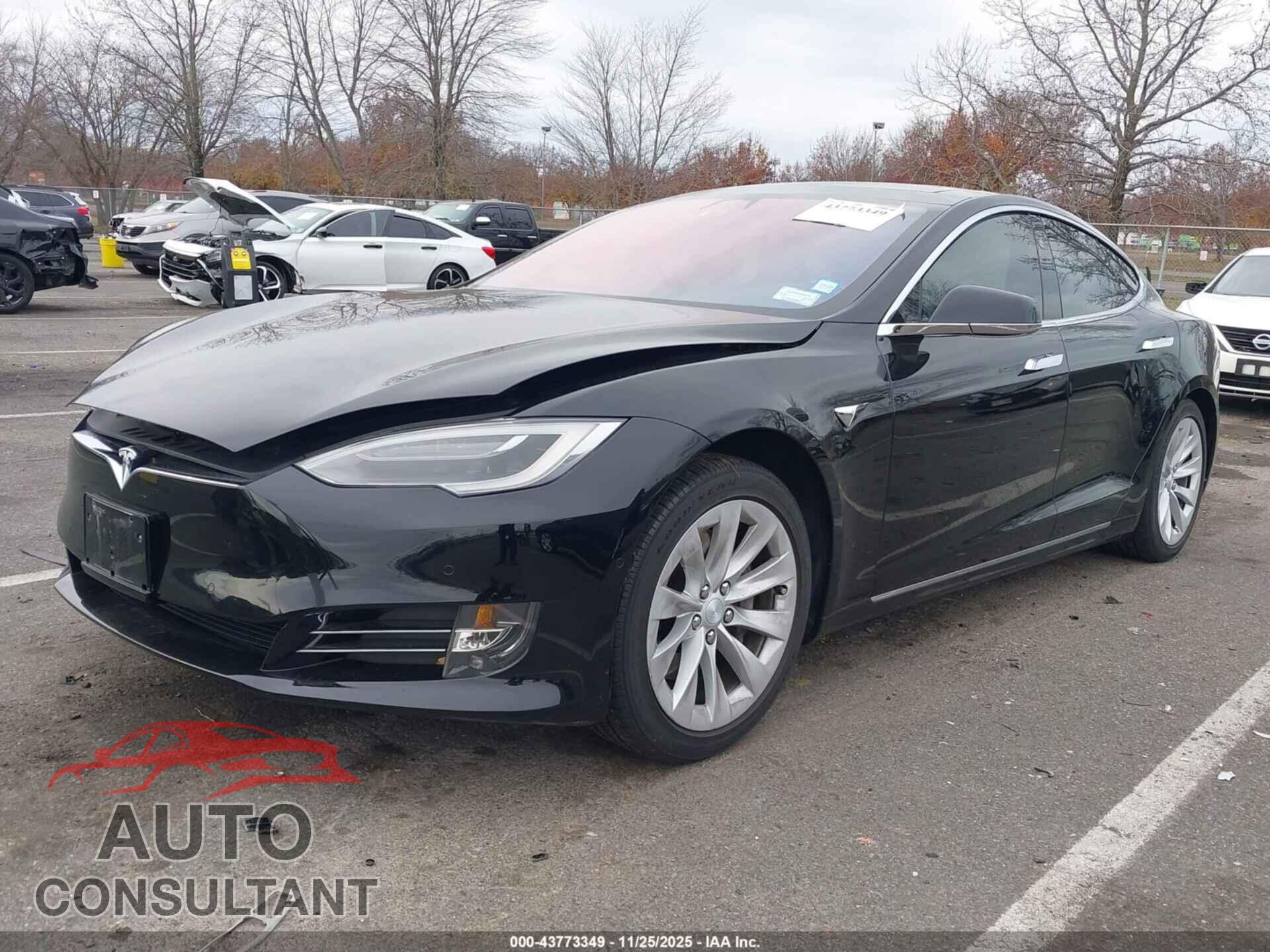 TESLA MODEL S 2017 - 5YJSA1E23HF214502