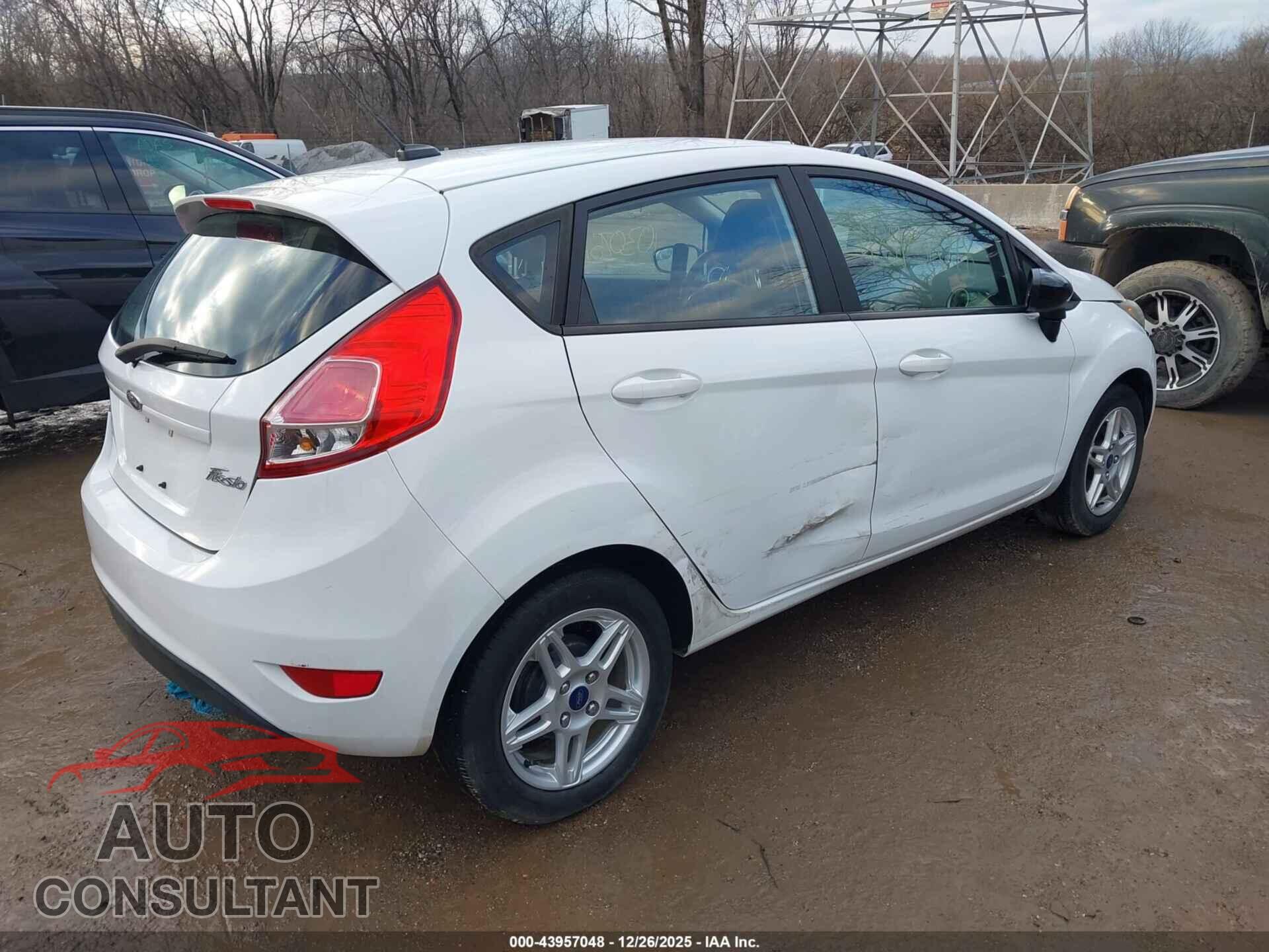 FORD FIESTA 2017 - 3FADP4EJ2HM135680