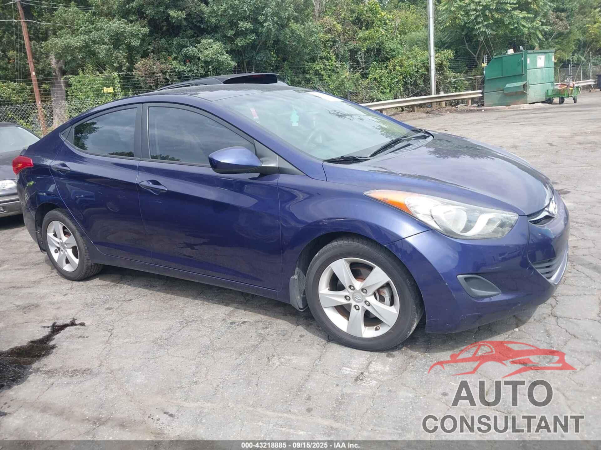 HYUNDAI ELANTRA 2013 - 5NPDH4AE3DH272157
