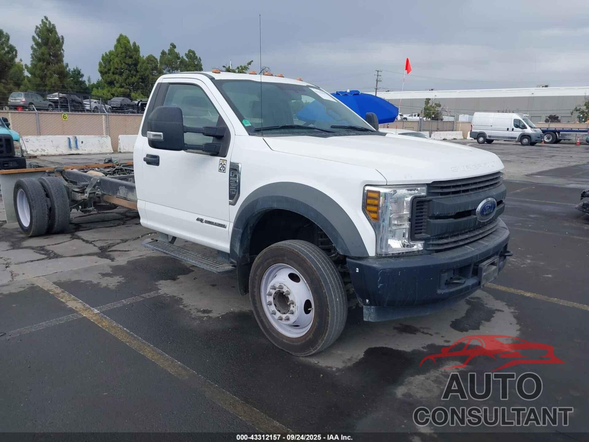 FORD F-550 CHASSIS 2018 - 1FDUF5GT3JEC58686