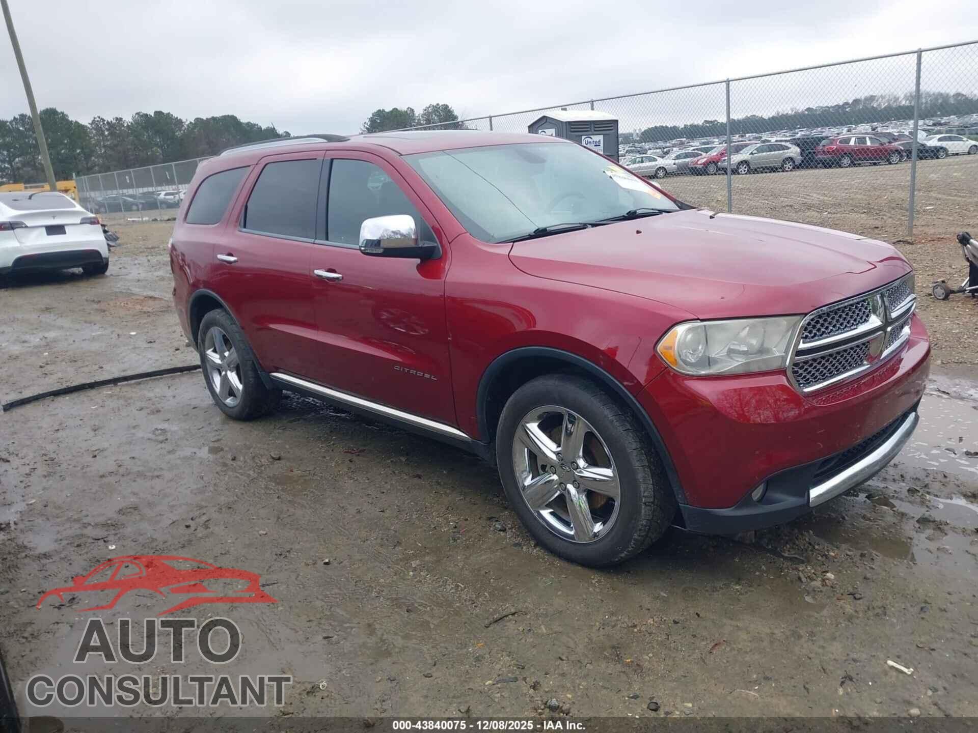 DODGE DURANGO 2013 - 1C4SDHET3DC678518