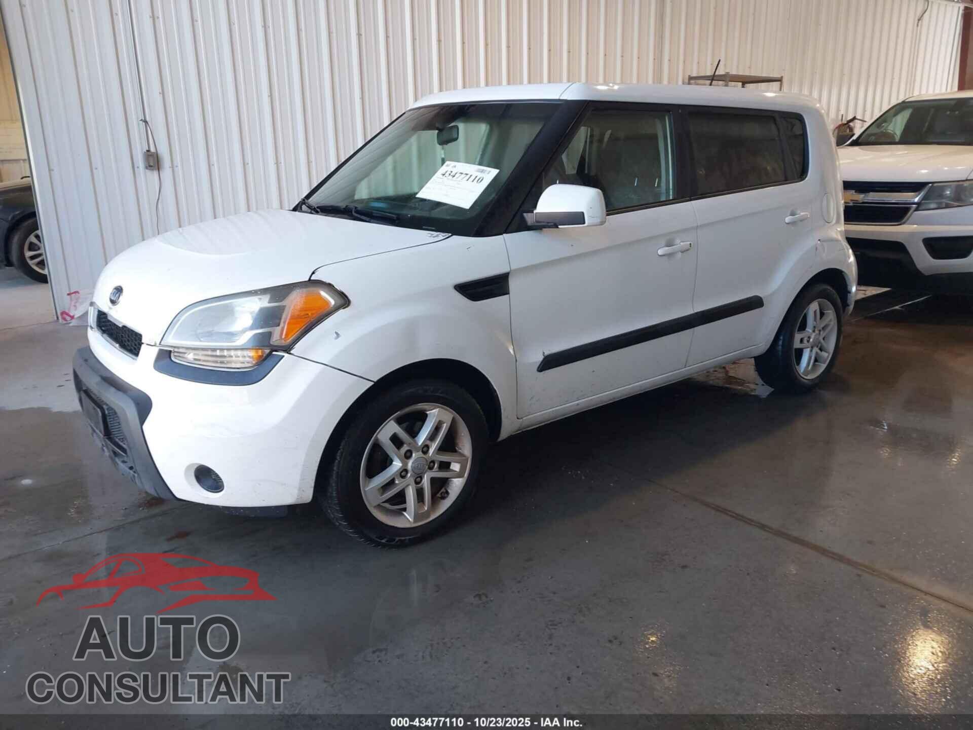 KIA SOUL 2011 - KNDJT2A23B7330085