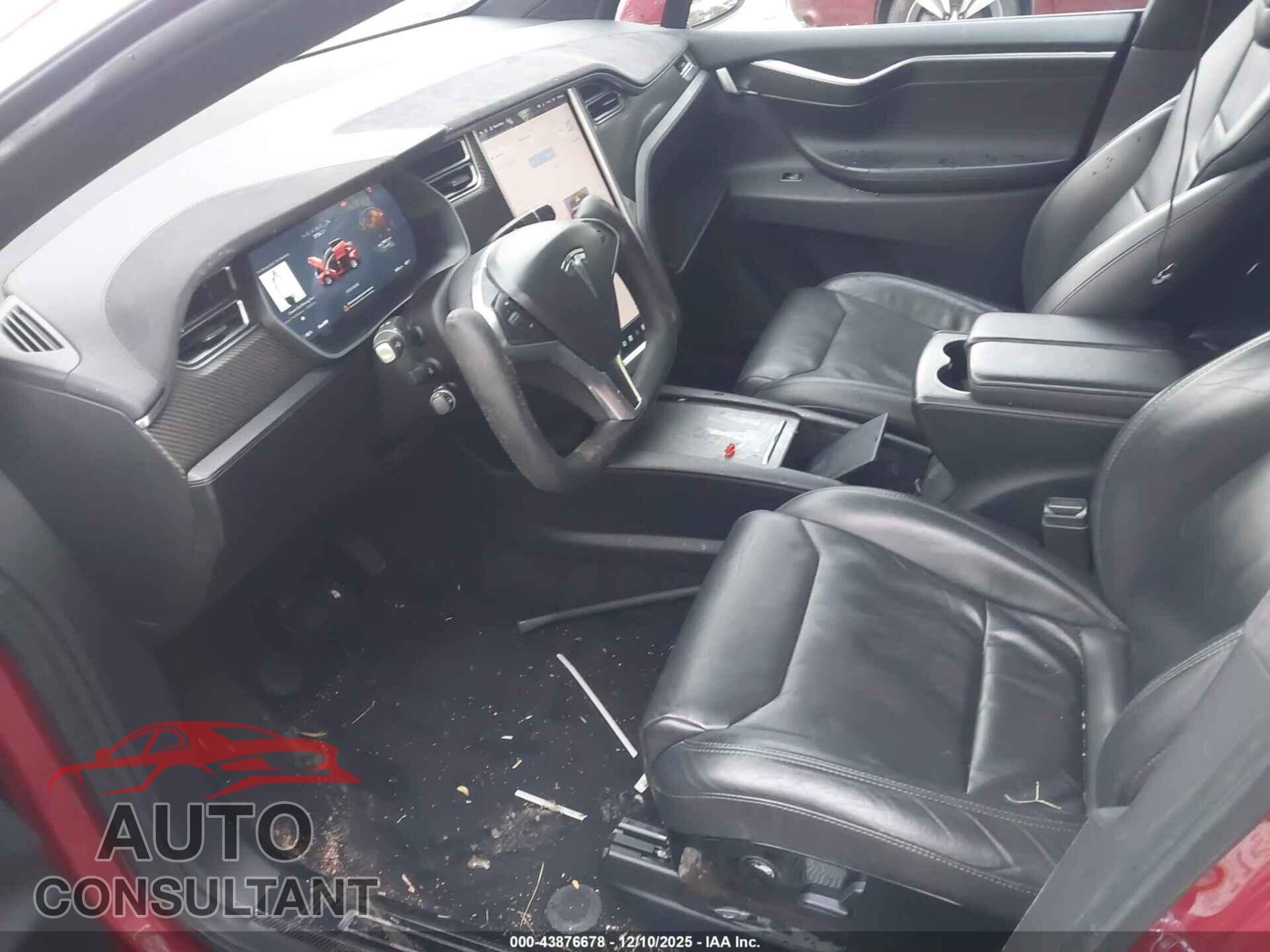 TESLA MODEL X 2017 - 5YJXCBE26HF043749