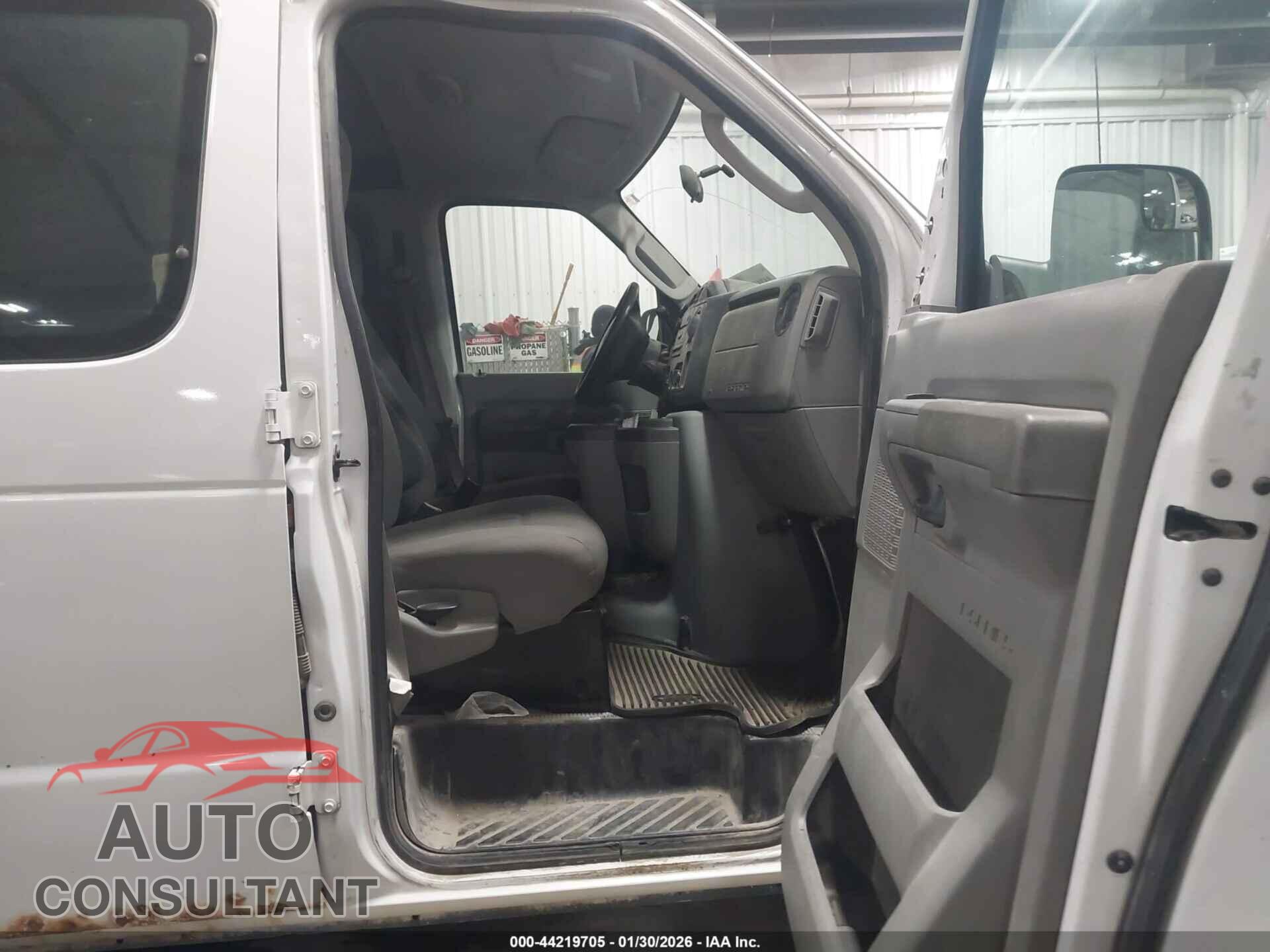 FORD E-150 2011 - 1FTNE1EW5BDA18032