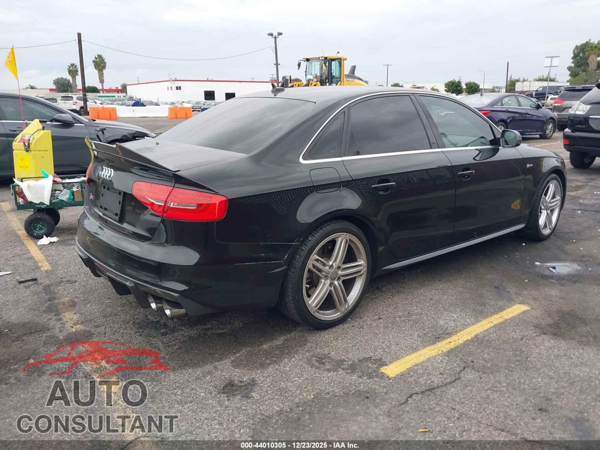 AUDI S4 2015 - WAUBGAFL2FA060700