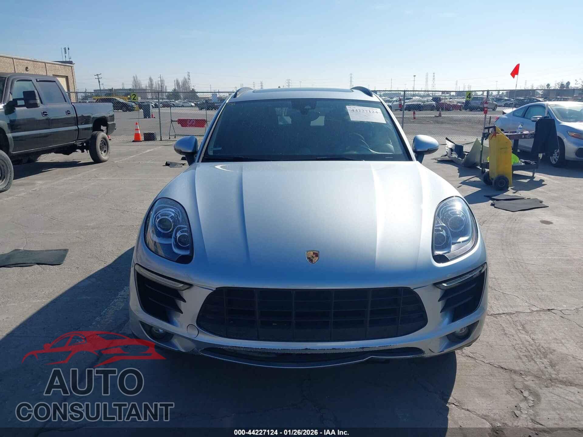 PORSCHE MACAN 2017 - WP1AA2A58HLB04736