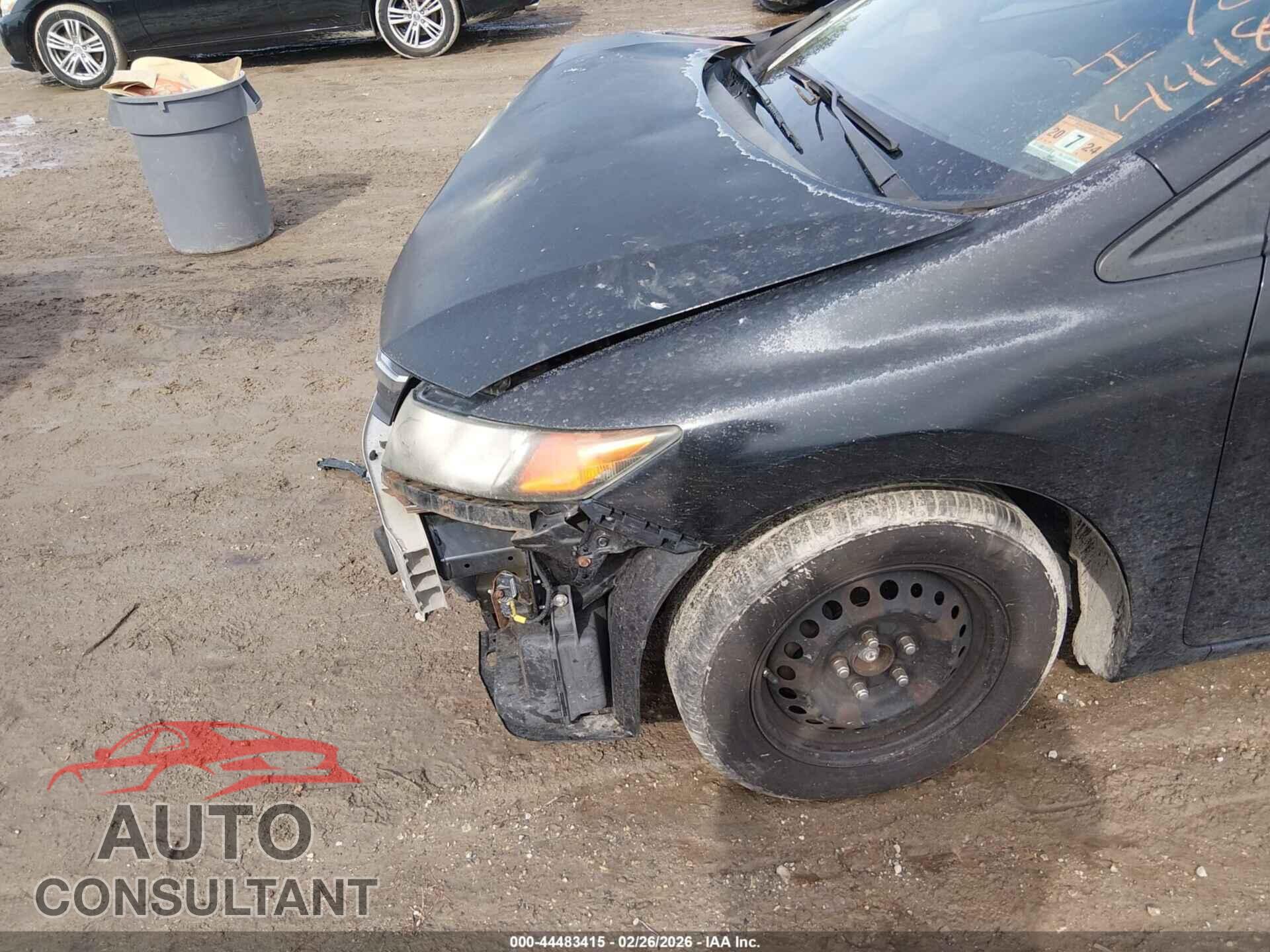 HONDA CIVIC 2012 - 2HGFB2F51CH524908