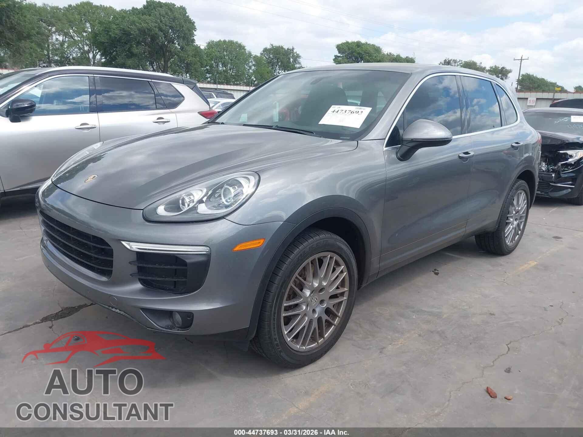 PORSCHE CAYENNE 2016 - WP1AA2A26GLA00699