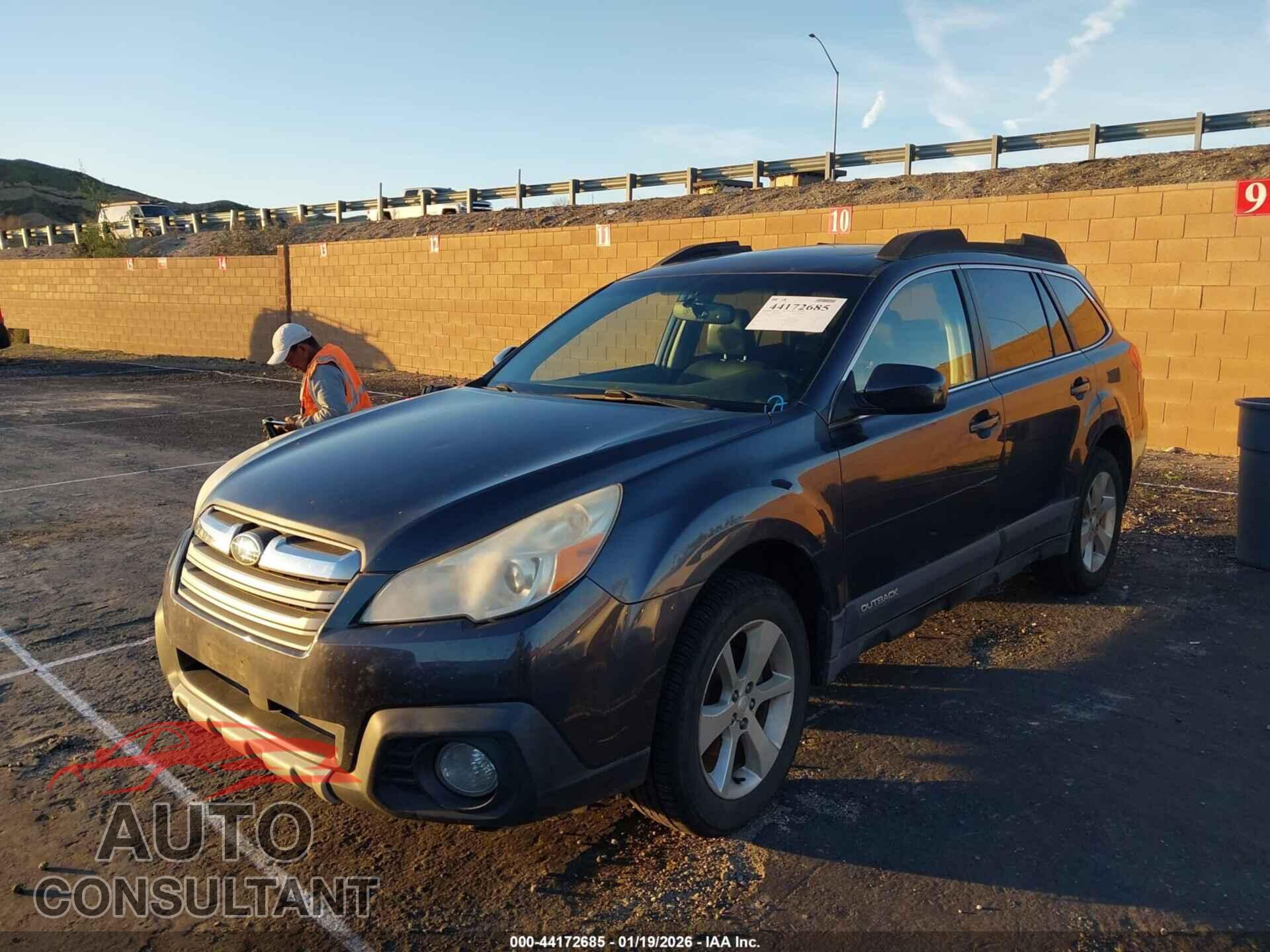 SUBARU OUTBACK 2013 - 4S4BRBKC5D3280967
