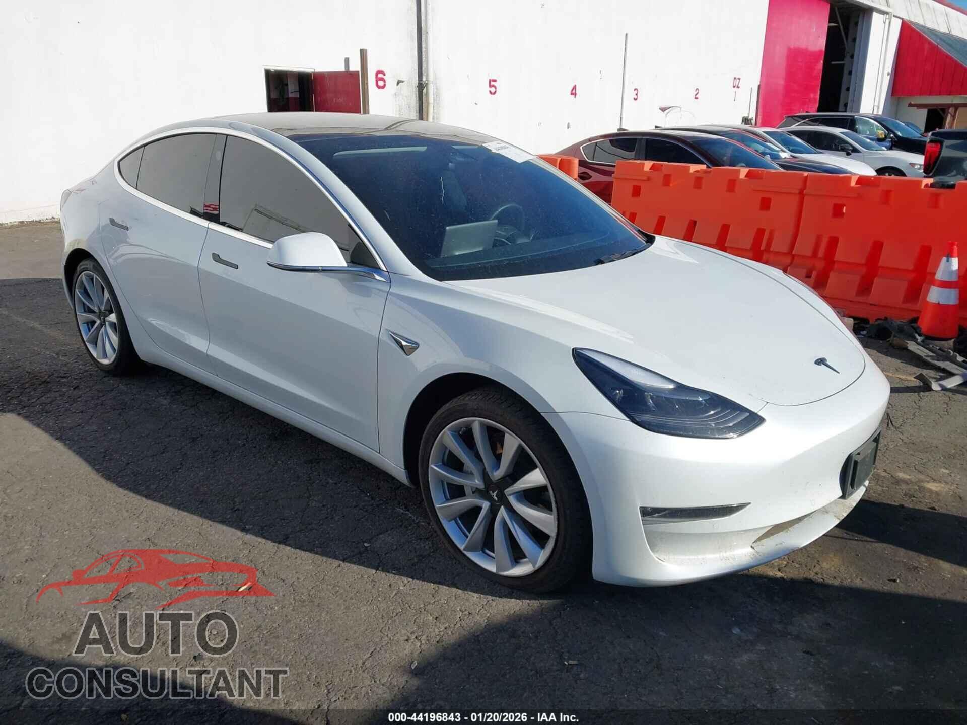 TESLA MODEL 3 2020 - 5YJ3E1EB3LF712295