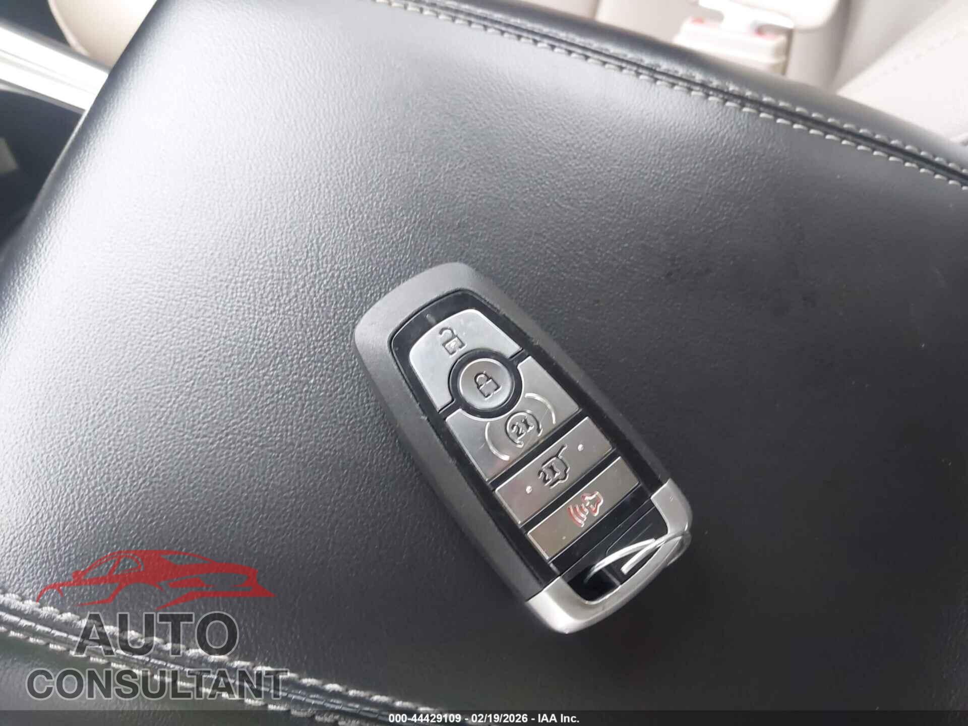 FORD EXPLORER 2023 - 1FMSK7FHXPGA05082