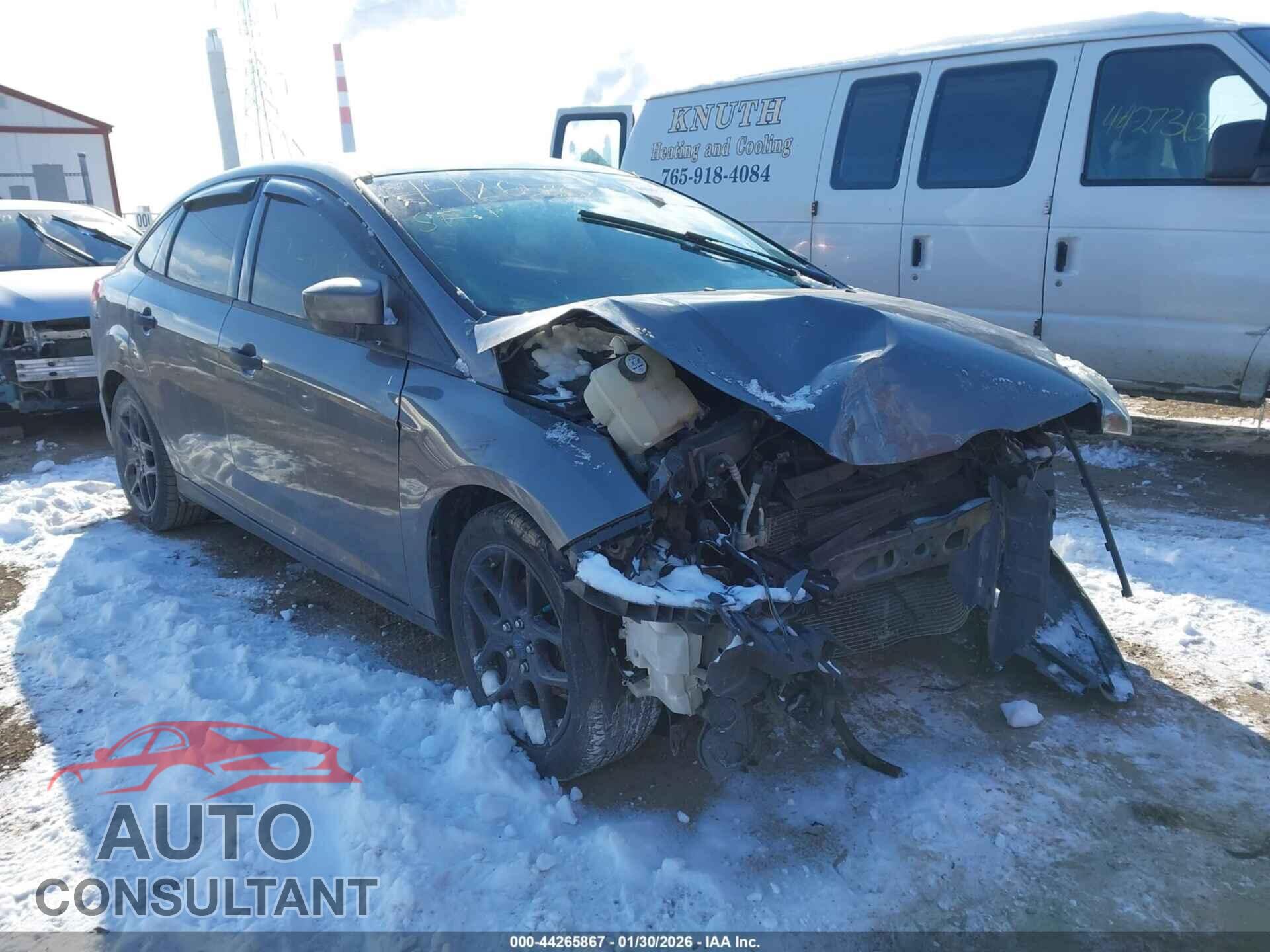 FORD FOCUS 2013 - 1FADP3E28DL144060