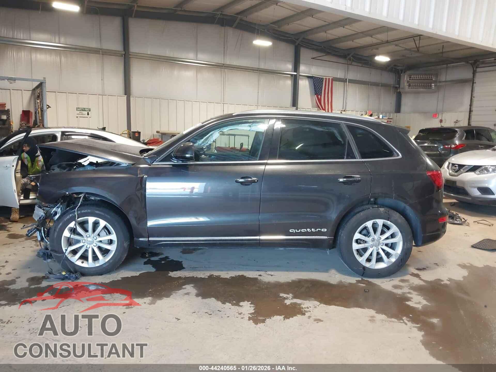AUDI Q5 2017 - WA1C2AFP9HA025867