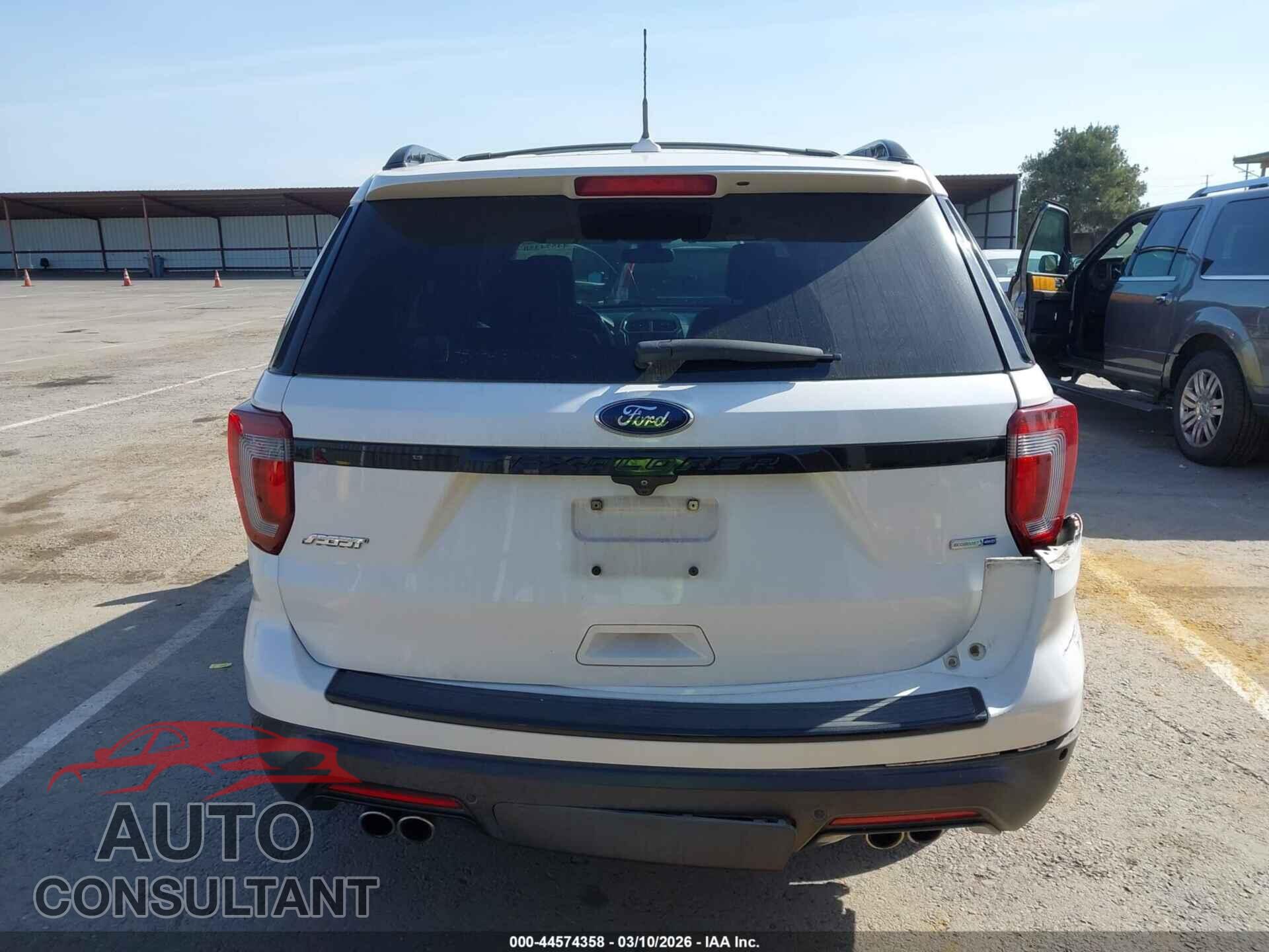 FORD EXPLORER 2018 - 1FM5K8GT5JGB80143