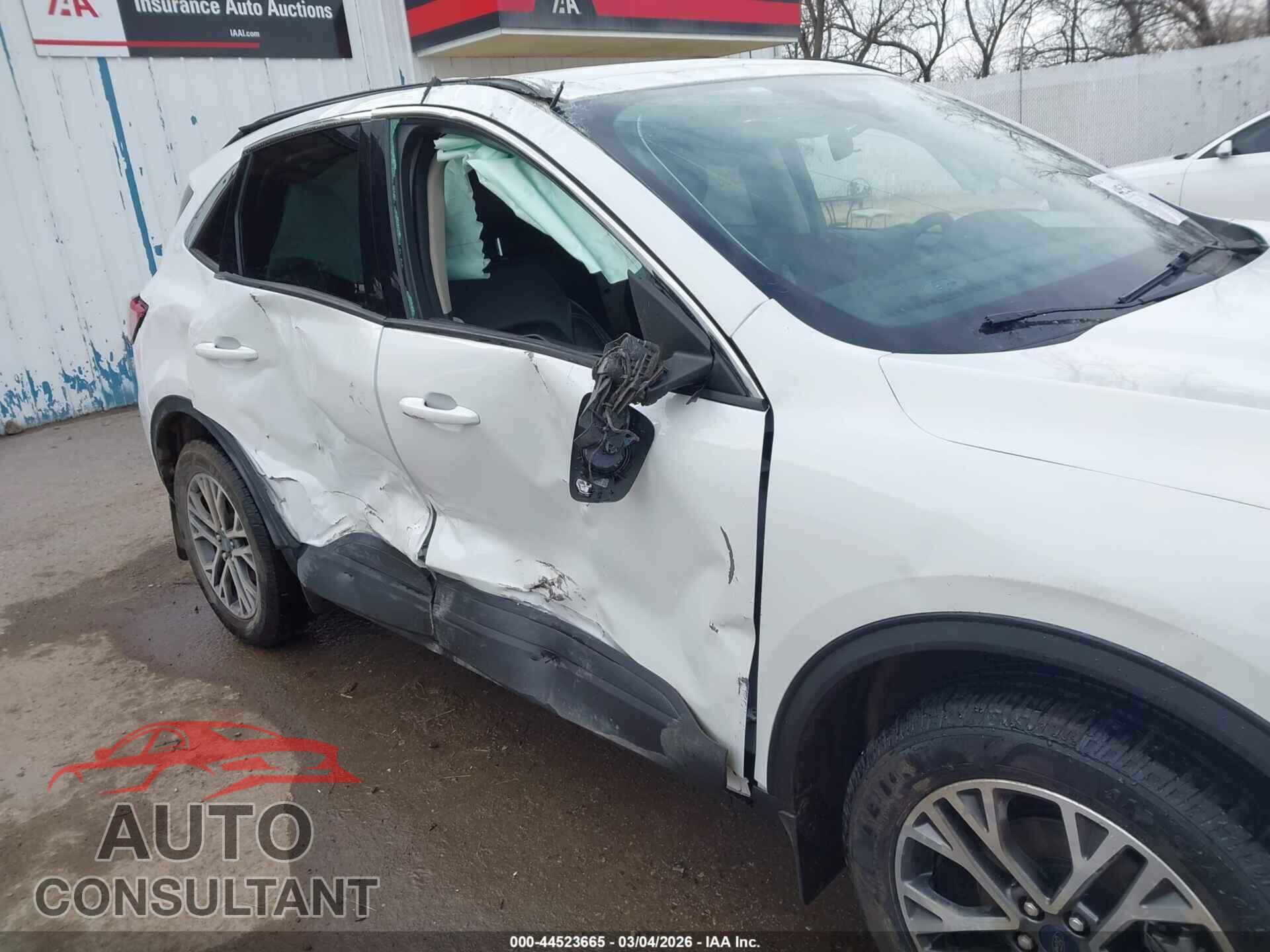 FORD ESCAPE 2020 - 1FMCU9H60LUA02595