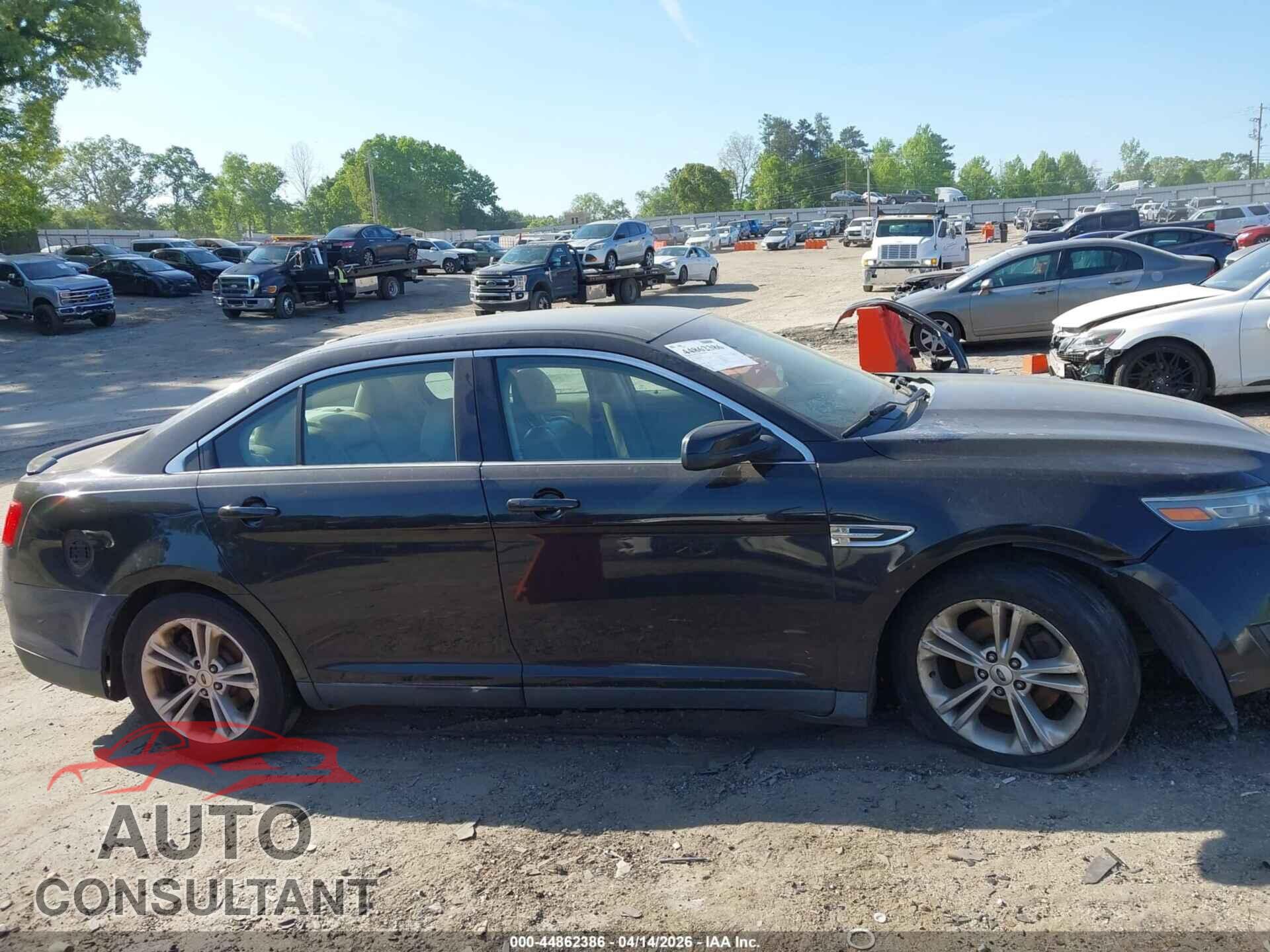 FORD TAURUS 2013 - 1FAHP2E82DG149294