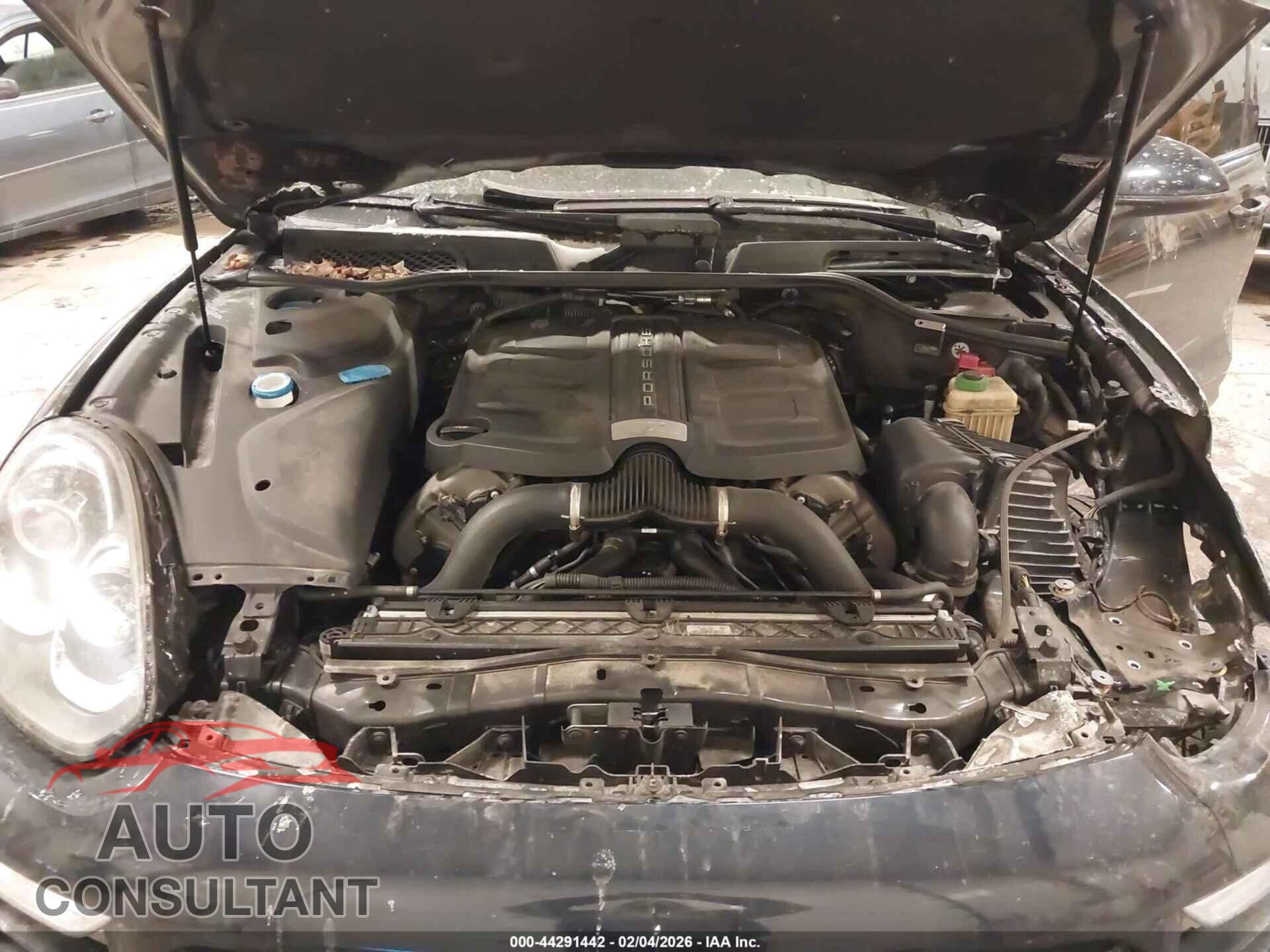 PORSCHE CAYENNE 2017 - WP1AB2A29HLA53251