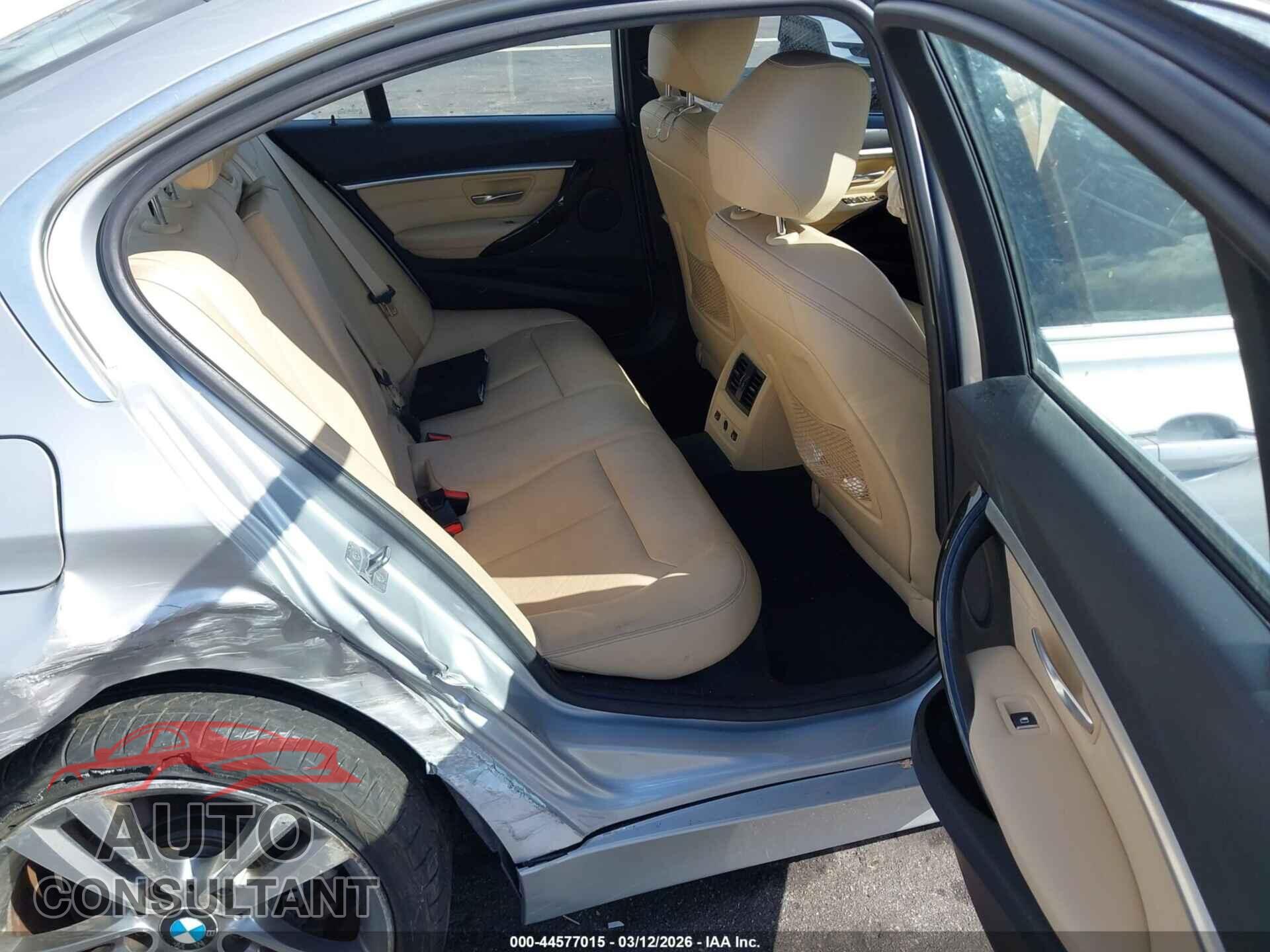 BMW 330I 2017 - WBA8D9C38HA005306