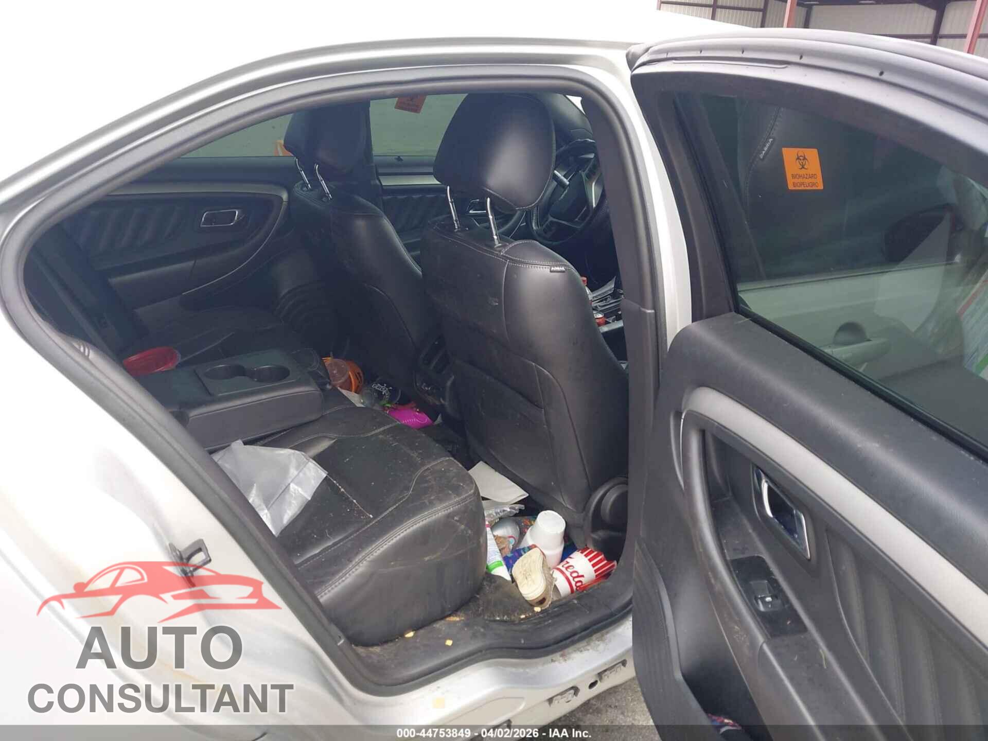 FORD TAURUS 2015 - 1FAHP2E87FG124152