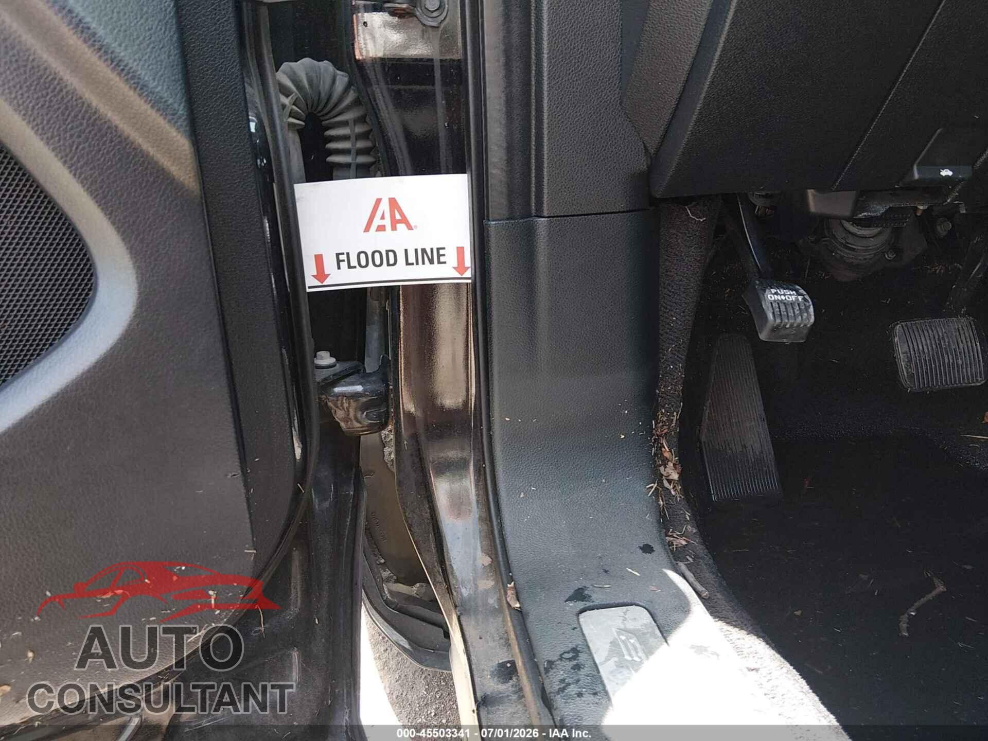 FORD EXPLORER 2018 - 1FM5K8FH0JGB69211