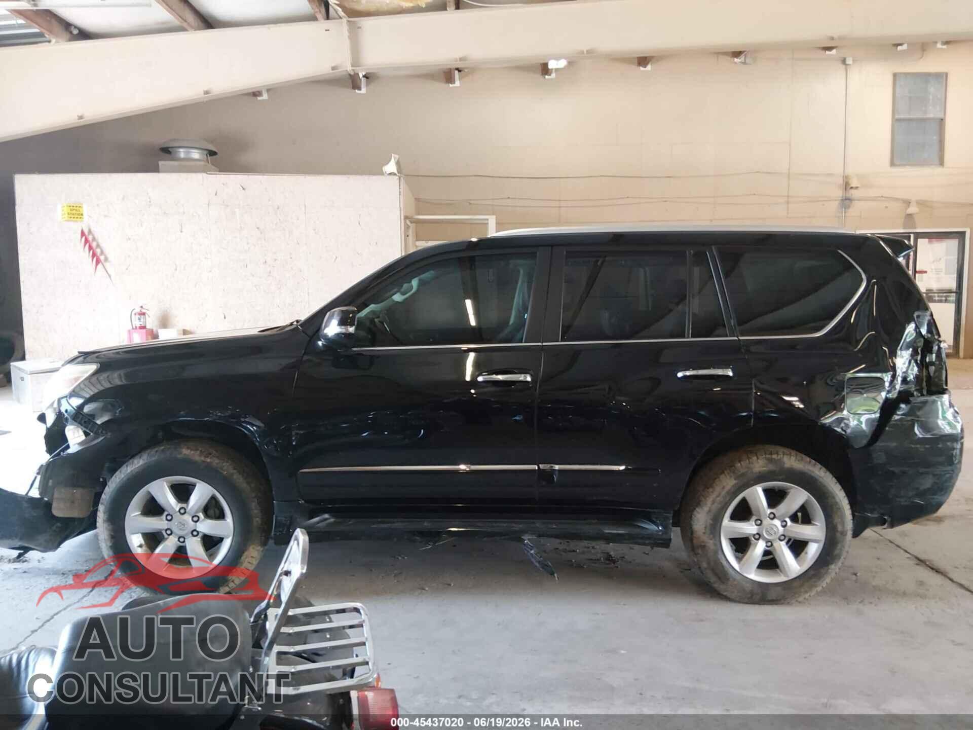LEXUS GX 460 2011 - JTJJM7FX5B5030393