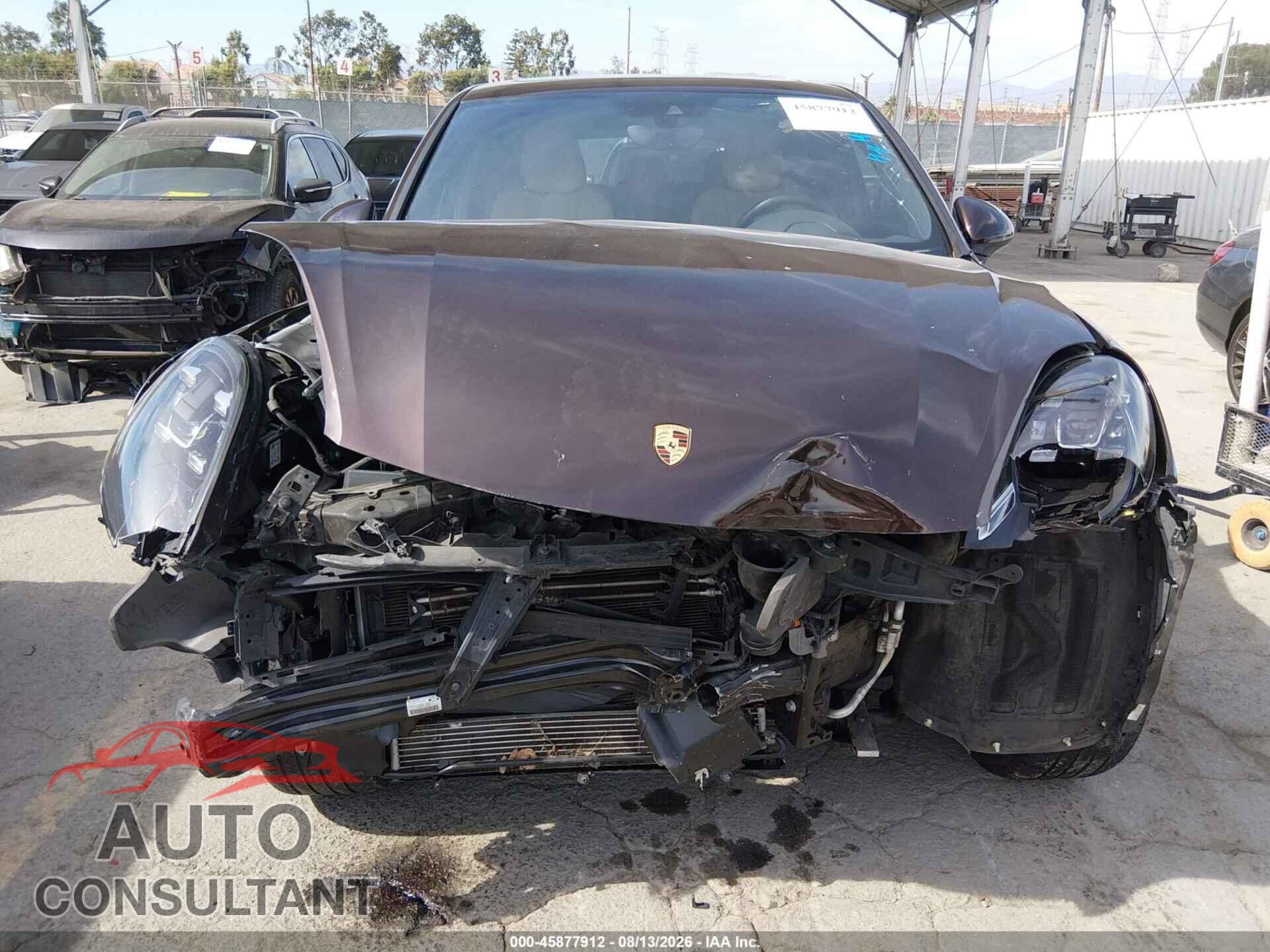 PORSCHE CAYENNE 2016 - WP1AA2A25GLA01049