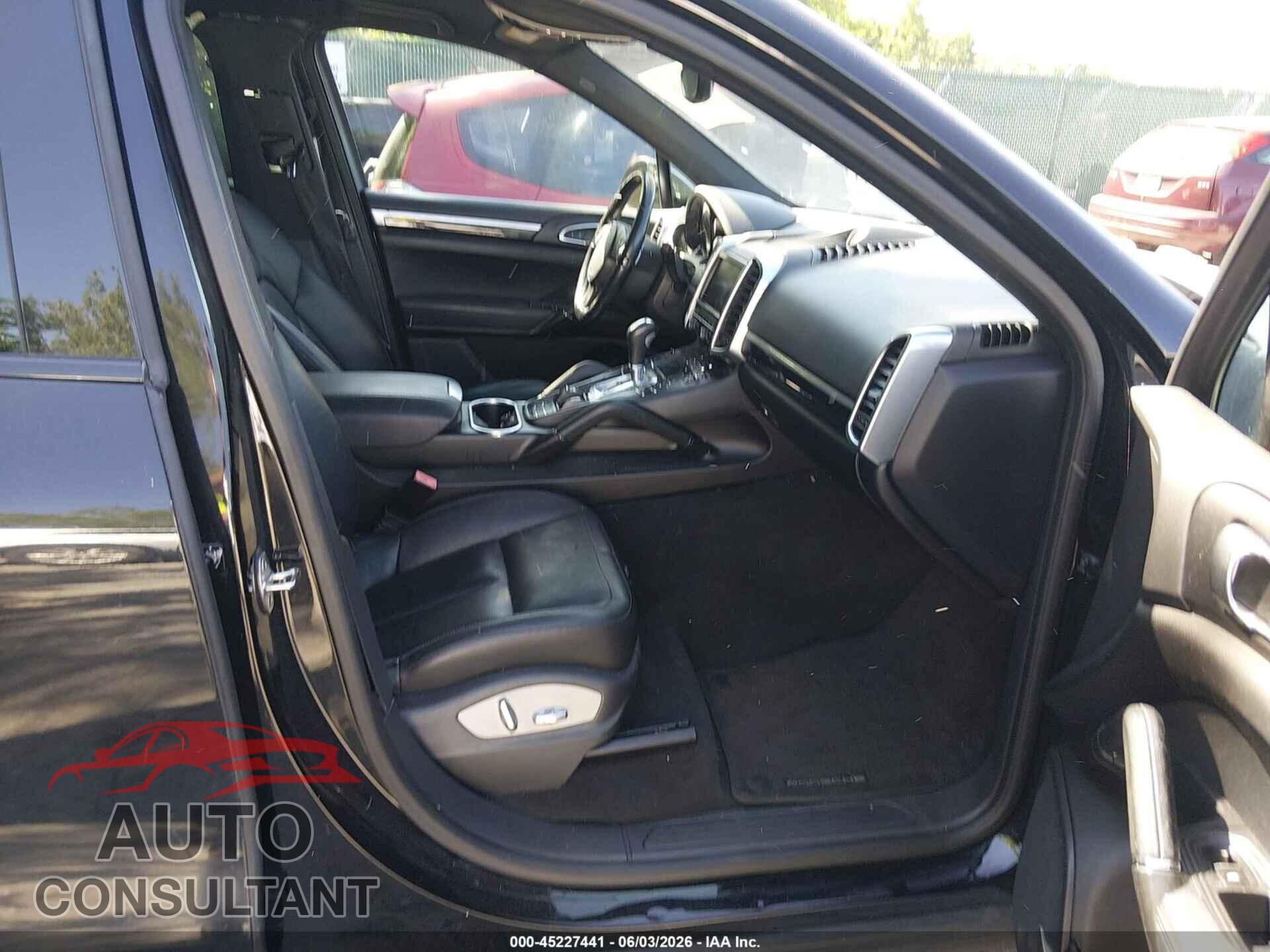 PORSCHE CAYENNE 2013 - WP1AA2A2XDLA08803