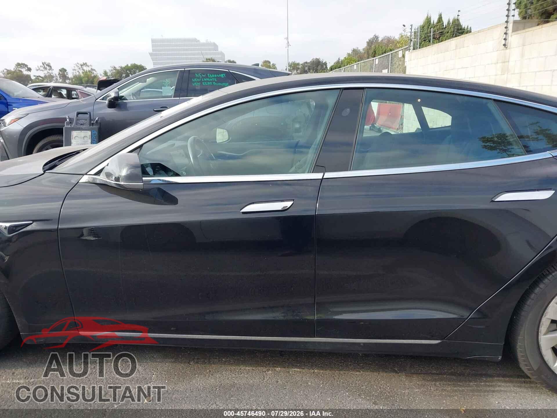 TESLA MODEL S 2018 - 5YJSA1E26JF266096