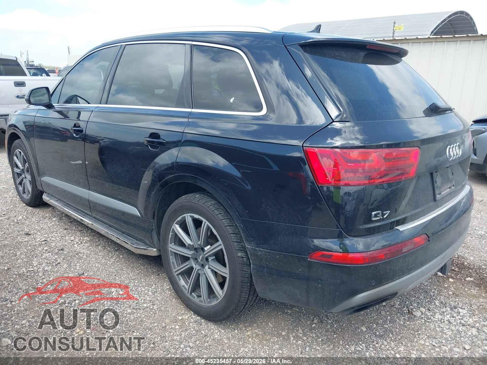 AUDI Q7 2018 - WA1VAAF71JD044767