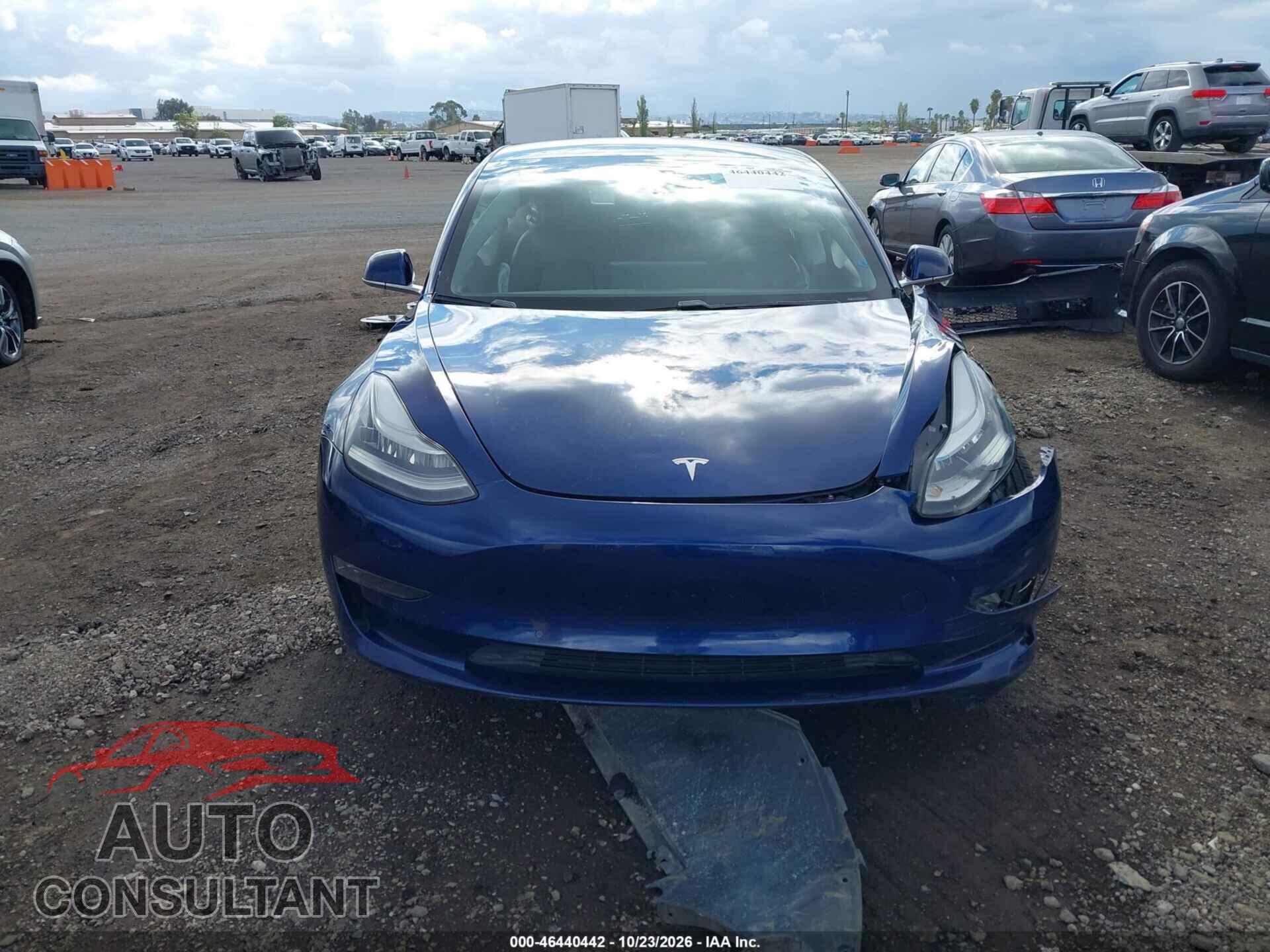 TESLA MODEL 3 2018 - 5YJ3E1EA5JF019460