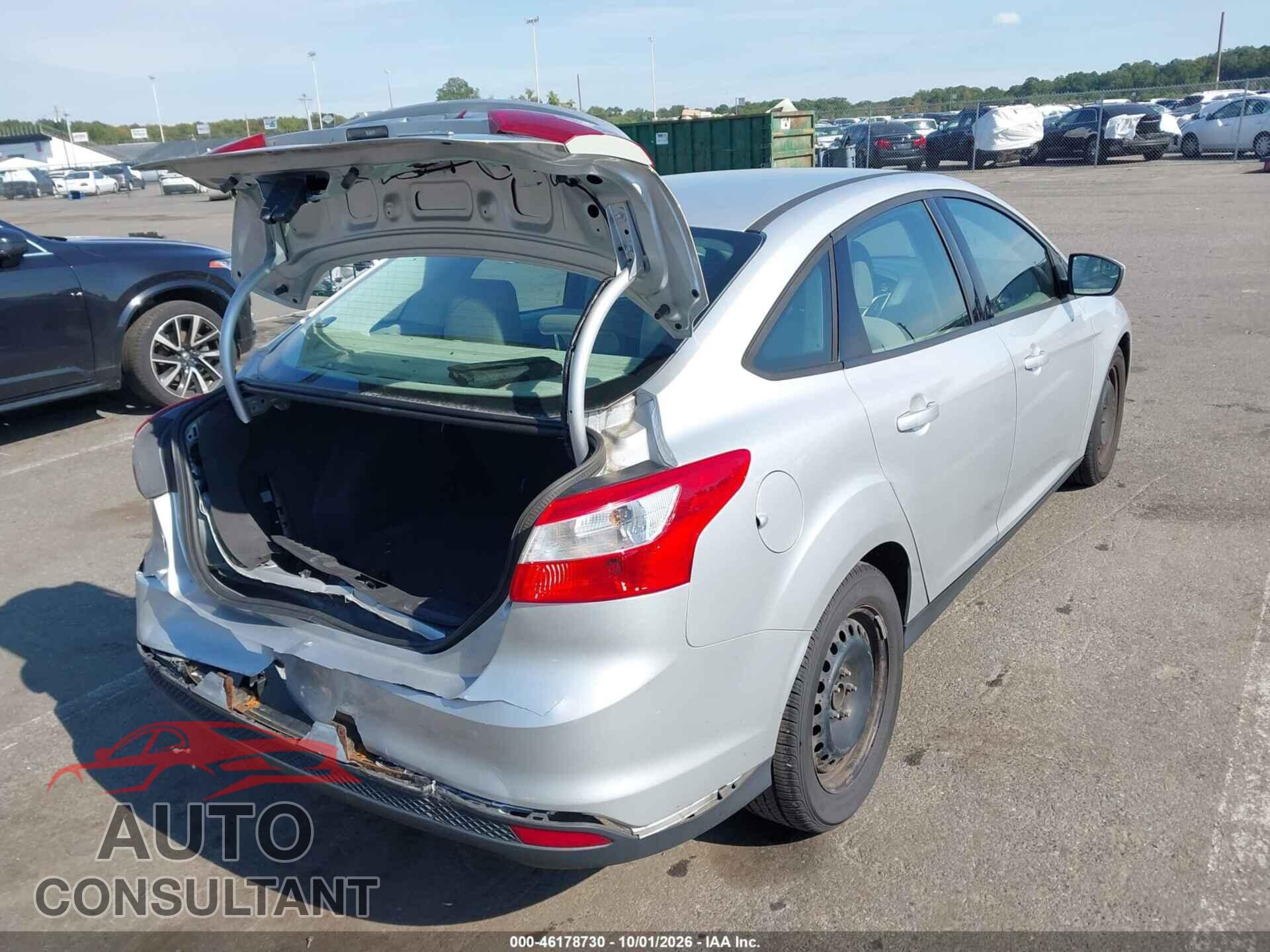 FORD FOCUS 2012 - 1FAHP3F28CL431543