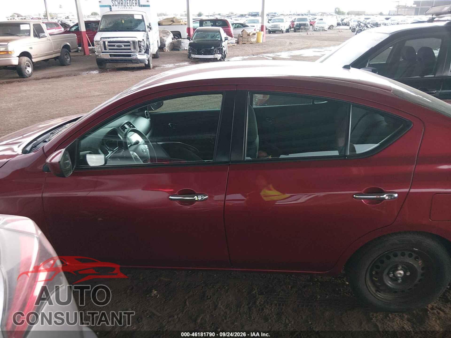 NISSAN VERSA 2019 - 3N1CN7AP3KL856551